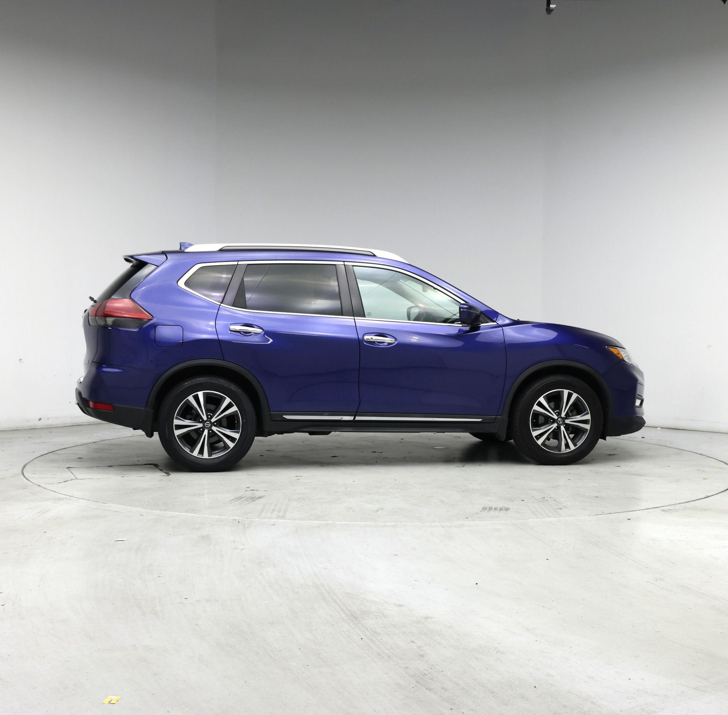 Thumbnail: 2018 Nissan Rogue - 7