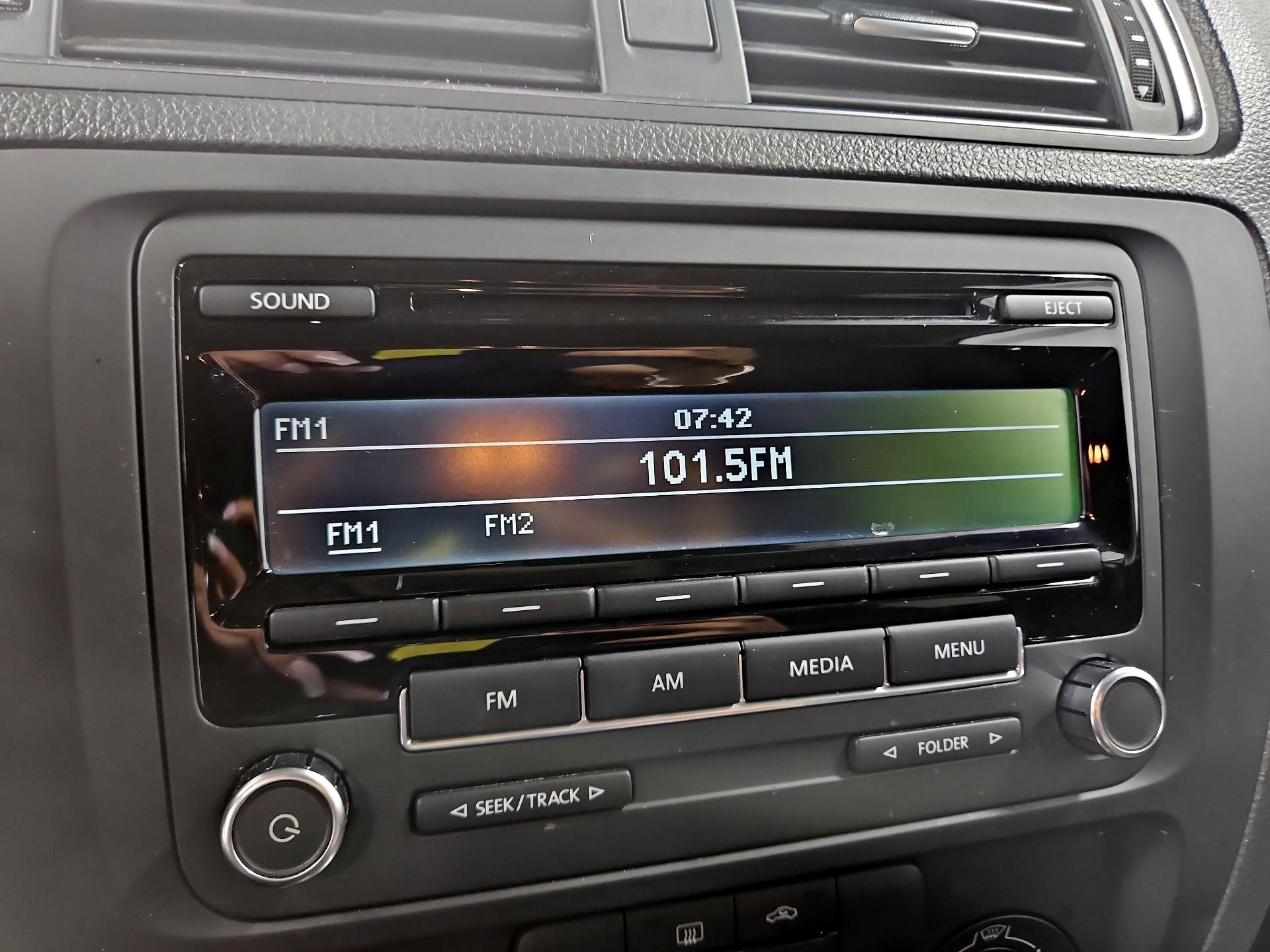 Thumbnail: 2014 Volkswagen Jetta - 14