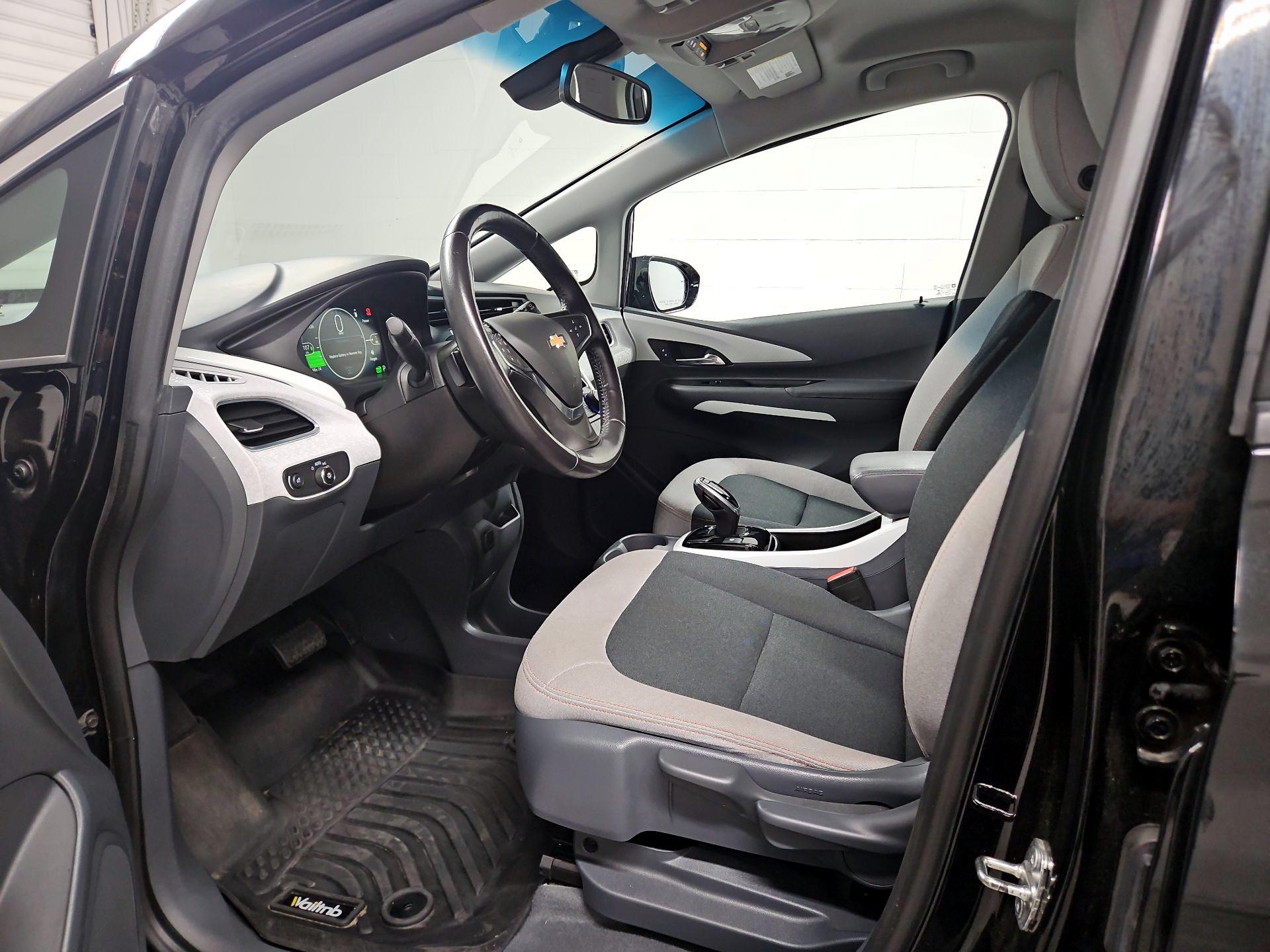 Thumbnail: 2021 Chevrolet Bolt EV - 11