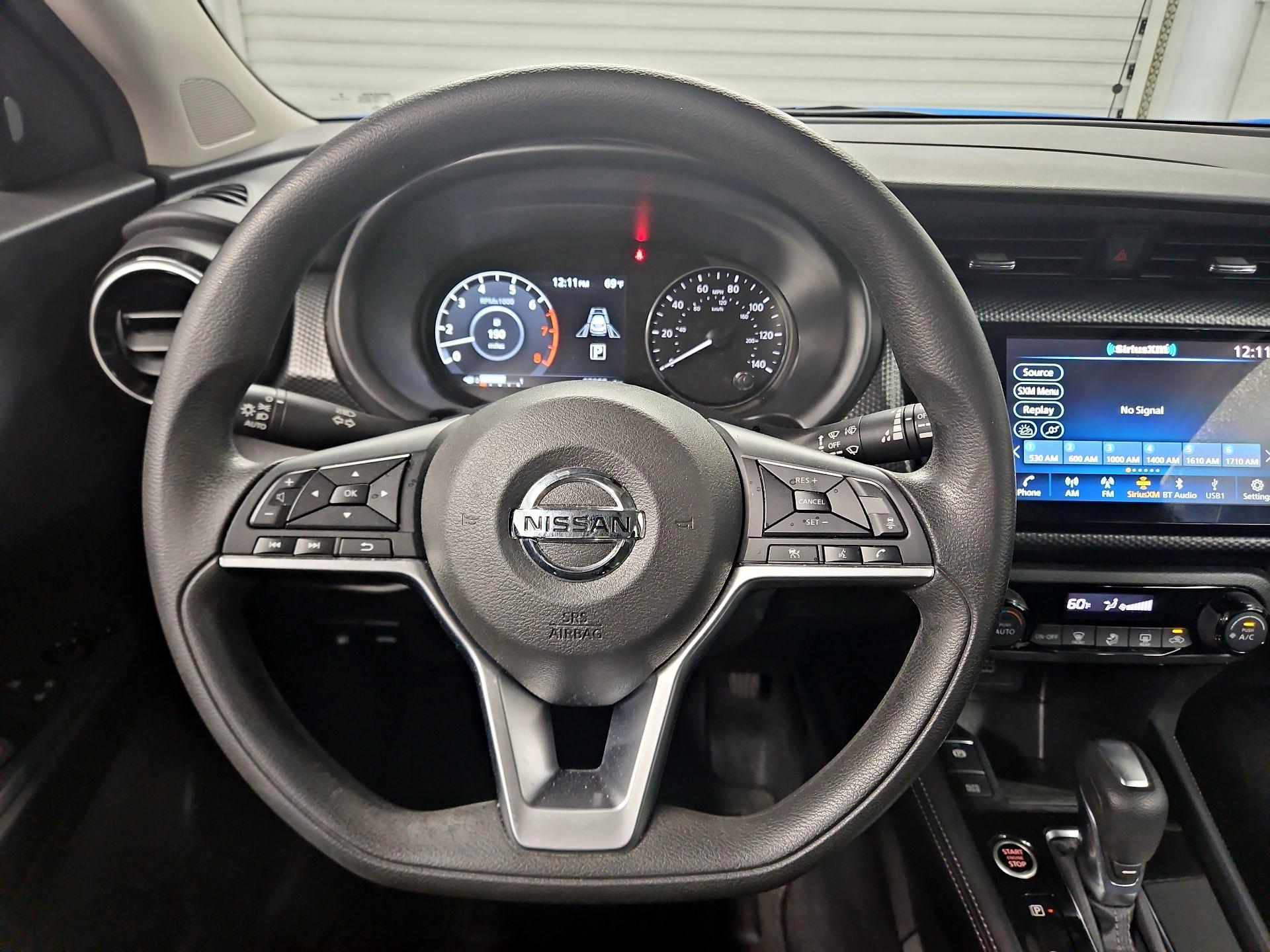 Thumbnail: 2021 Nissan Kicks - 10