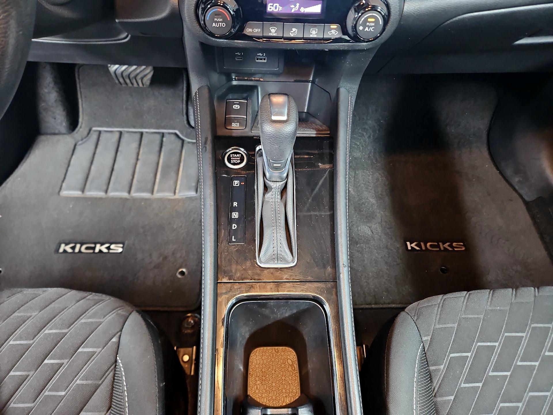 Thumbnail: 2021 Nissan Kicks - 16