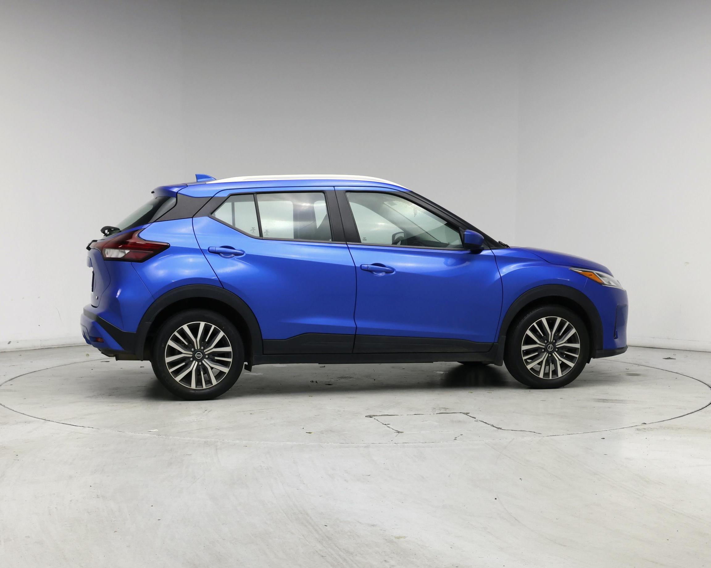 Thumbnail: 2021 Nissan Kicks - 7