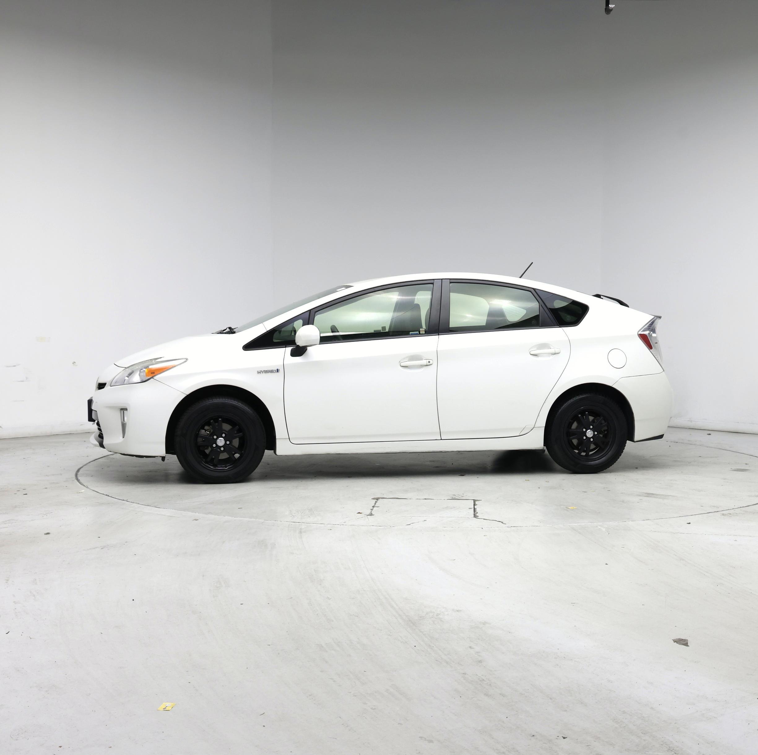 Thumbnail: 2013 Toyota Prius - 3