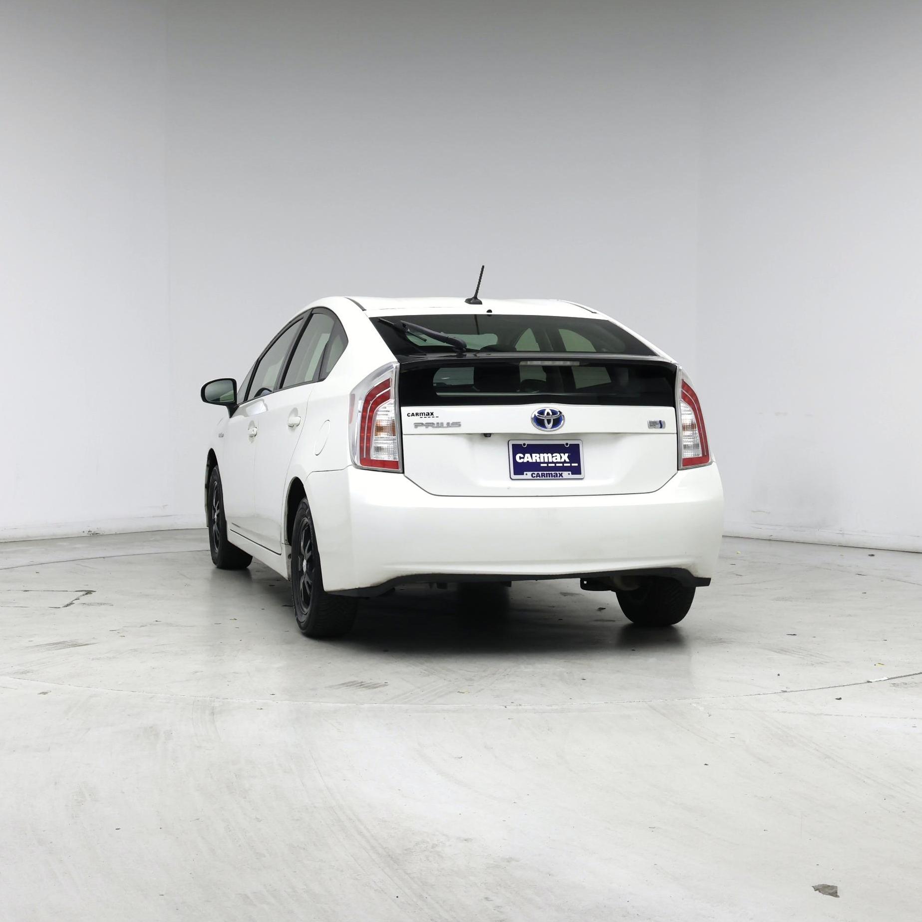 Thumbnail: 2013 Toyota Prius - 6