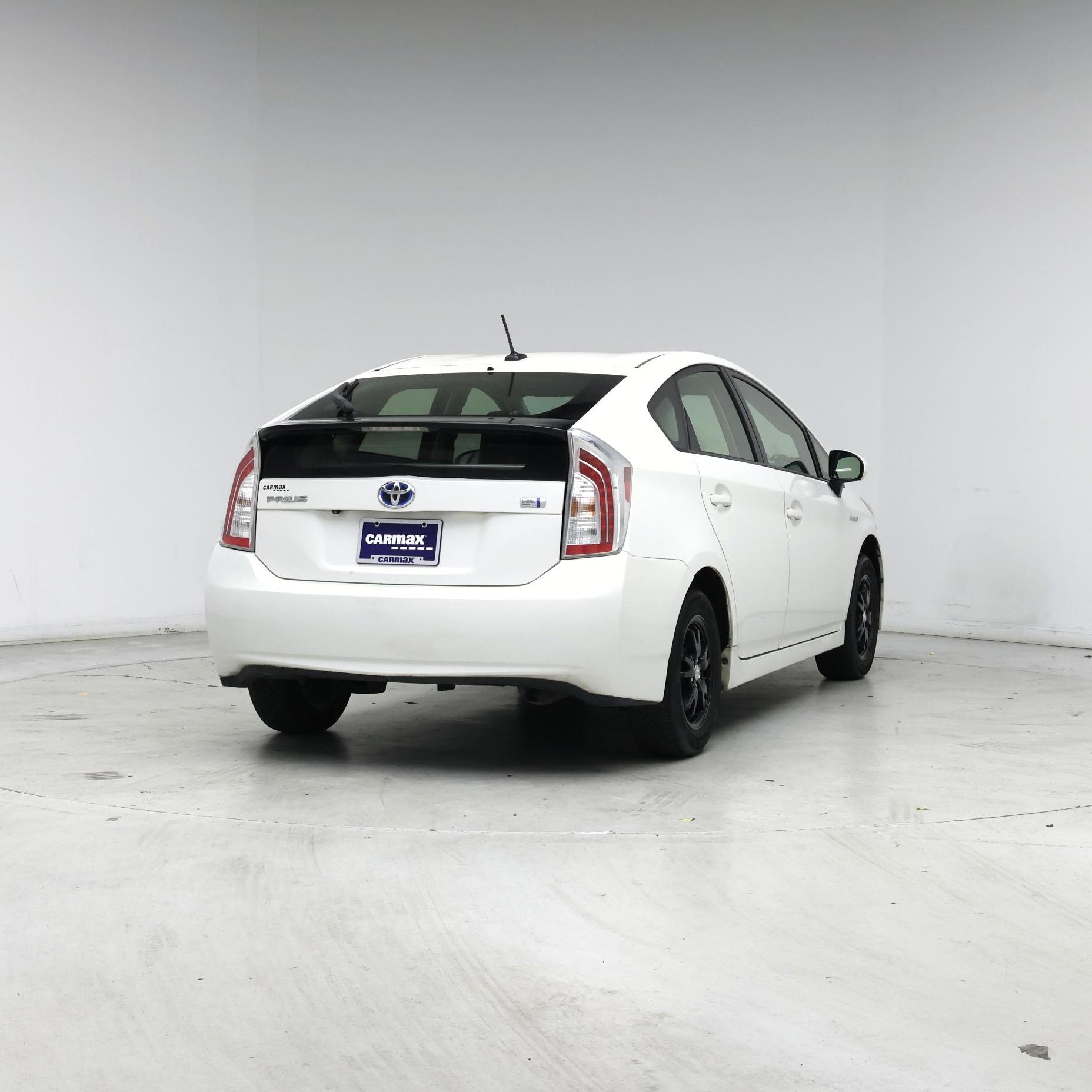 Thumbnail: 2013 Toyota Prius - 8