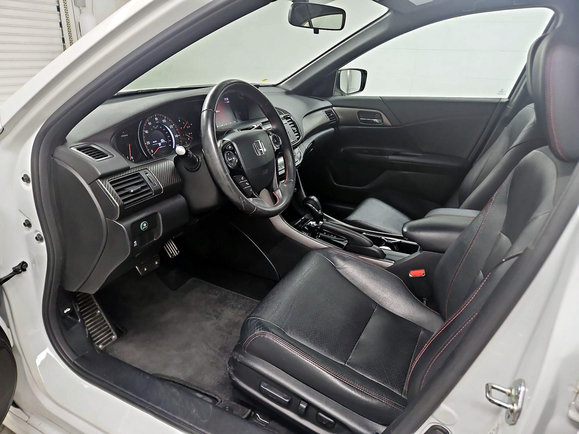 Thumbnail: 2017 Honda Accord - 11