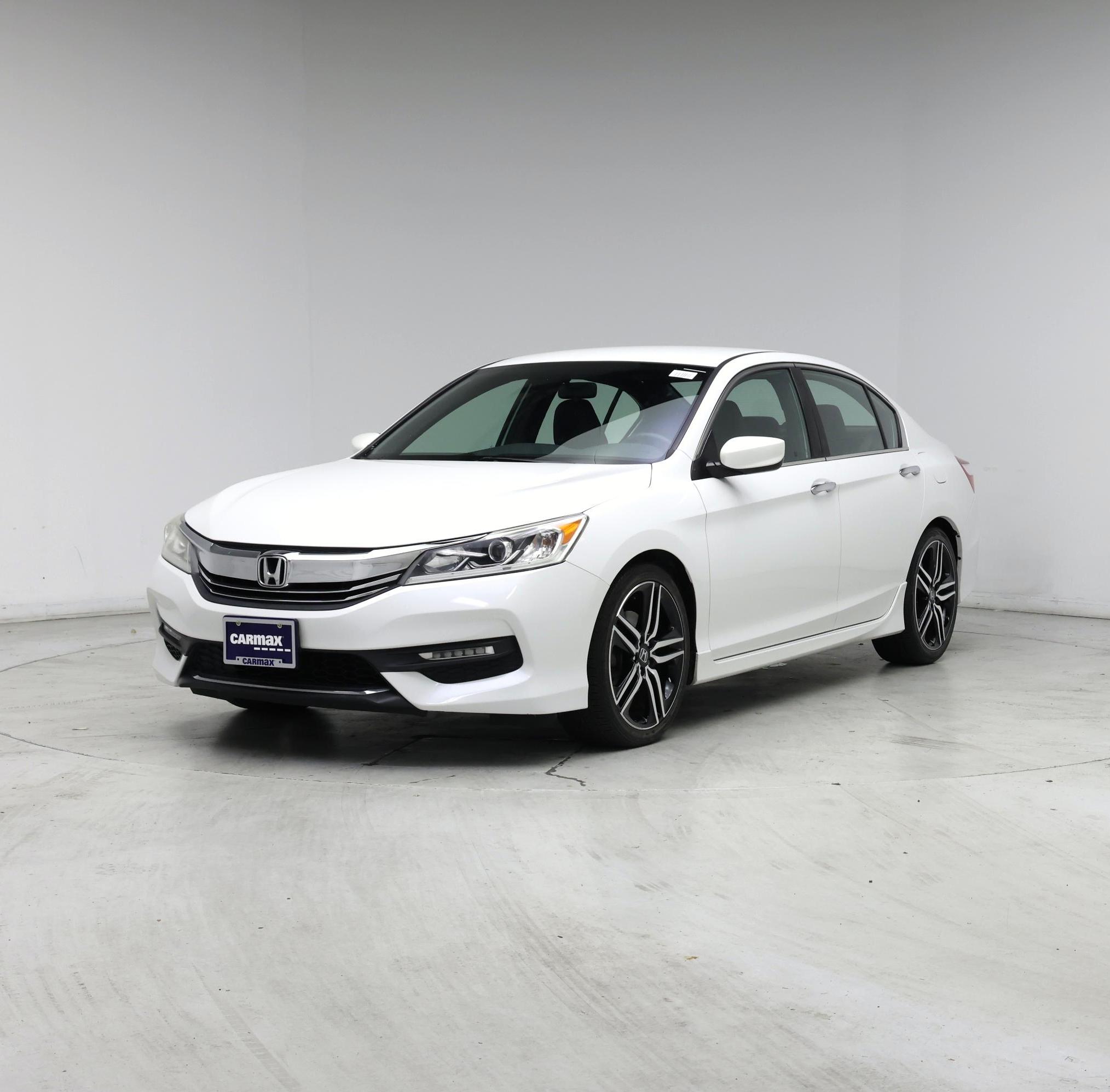 Thumbnail: 2017 Honda Accord - 4