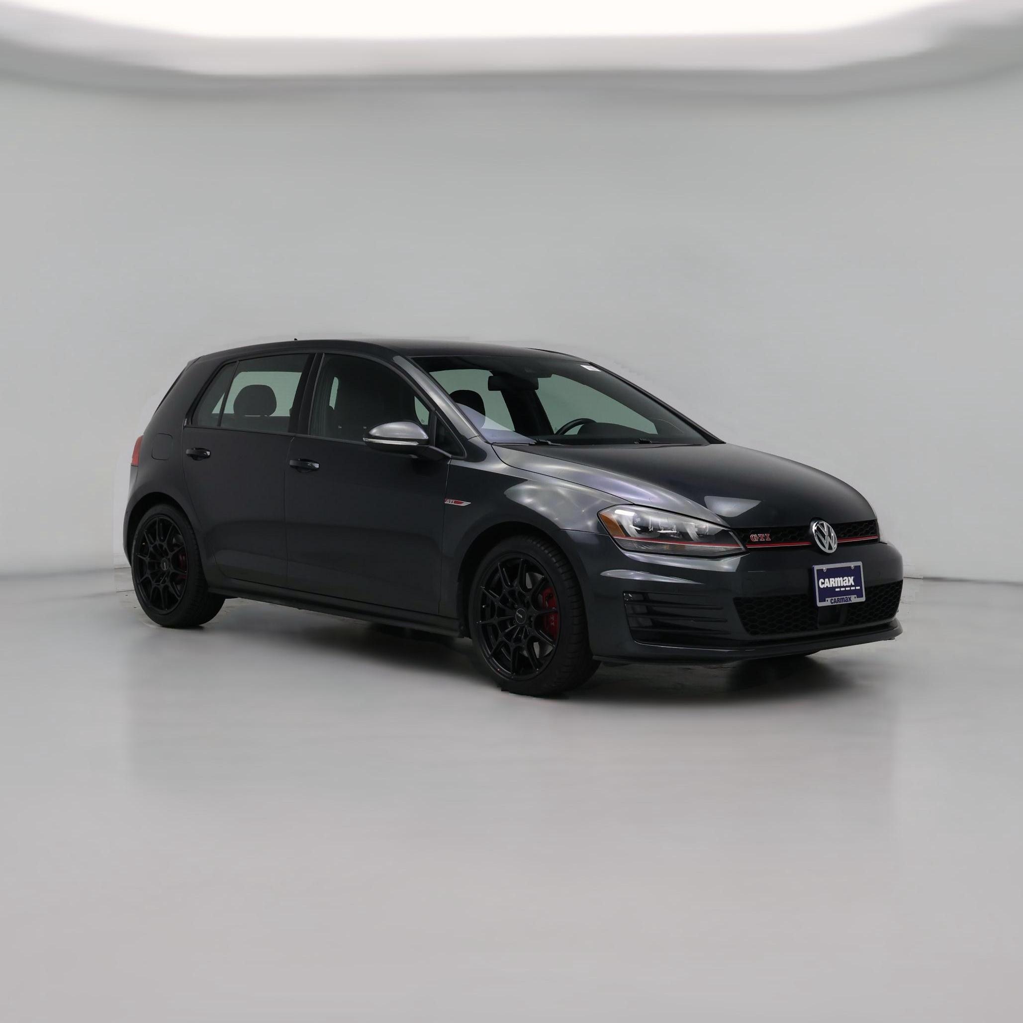 Thumbnail: 2016 Volkswagen Golf - 1