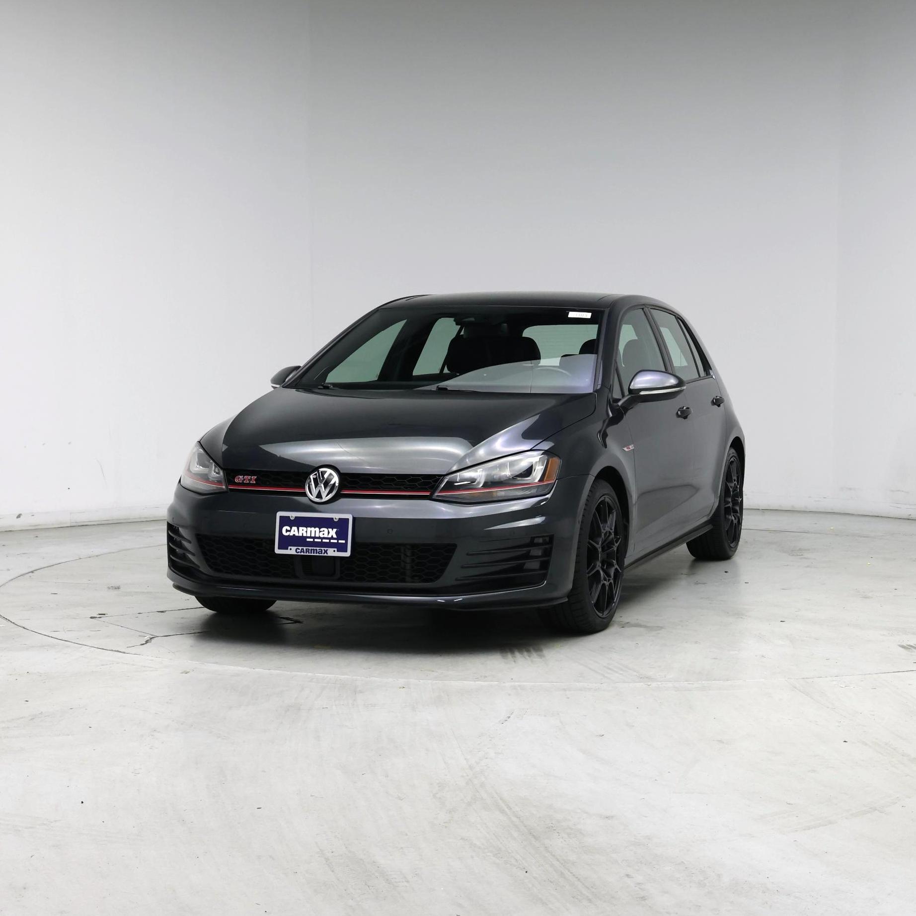 Thumbnail: 2016 Volkswagen Golf - 4