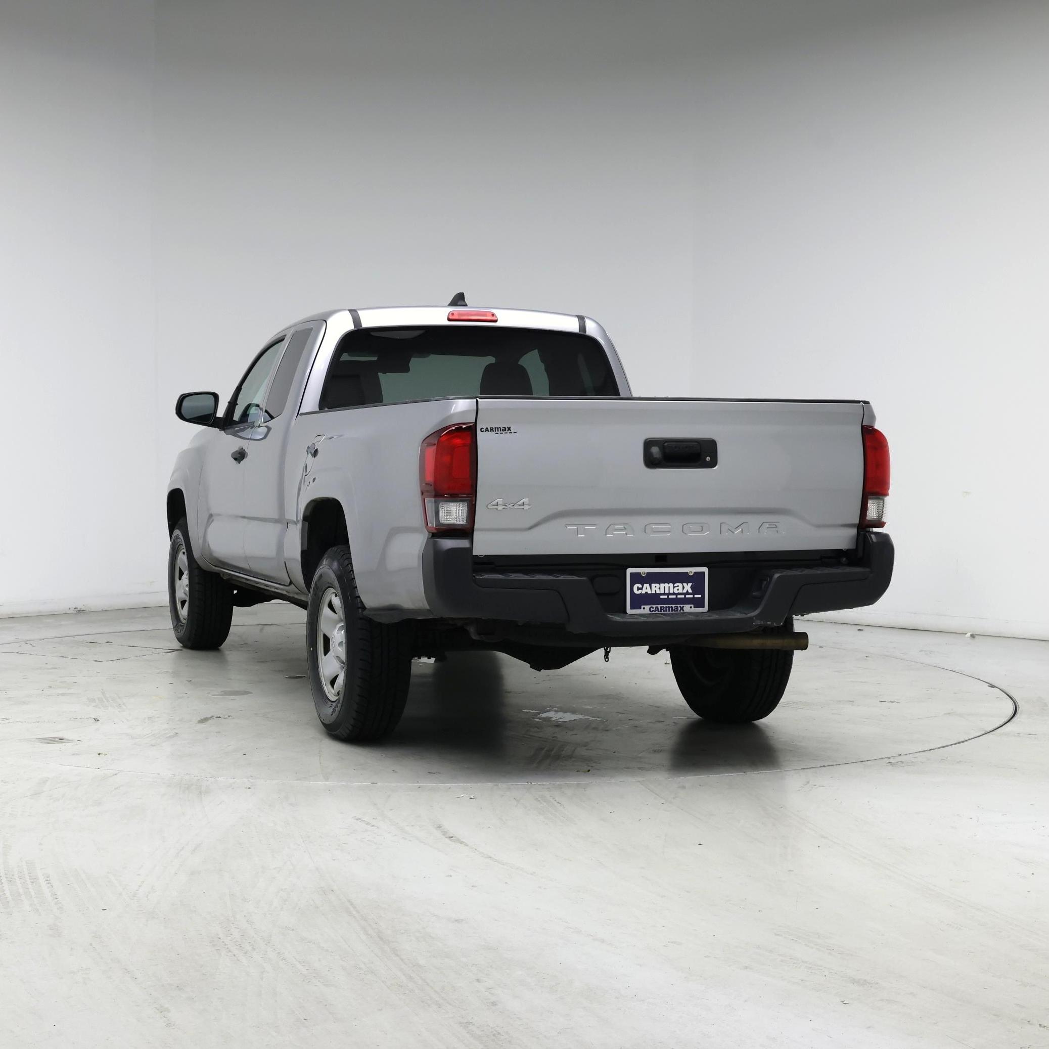 Thumbnail: 2020 Toyota Tacoma - 6