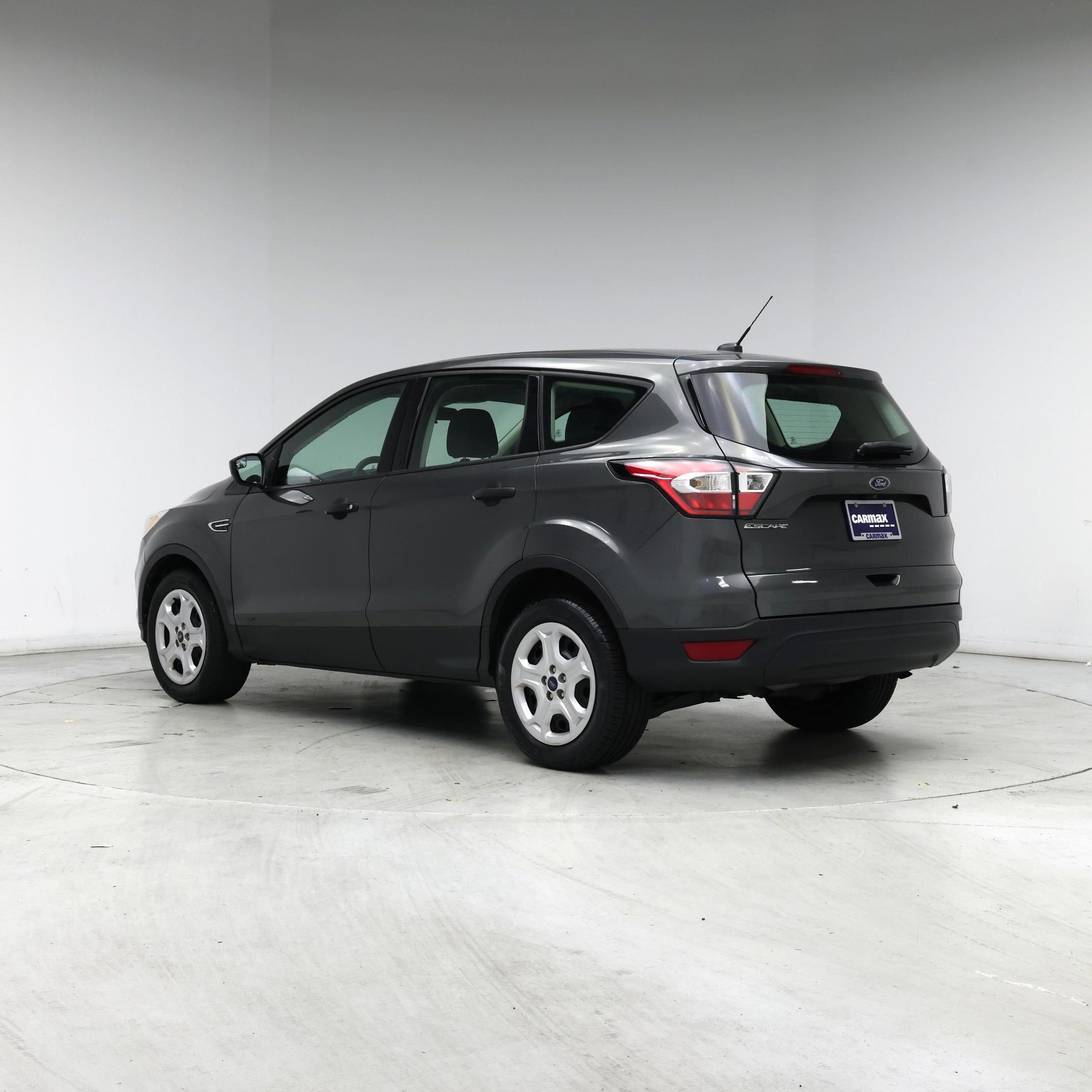 Thumbnail: 2017 Ford Escape - 2