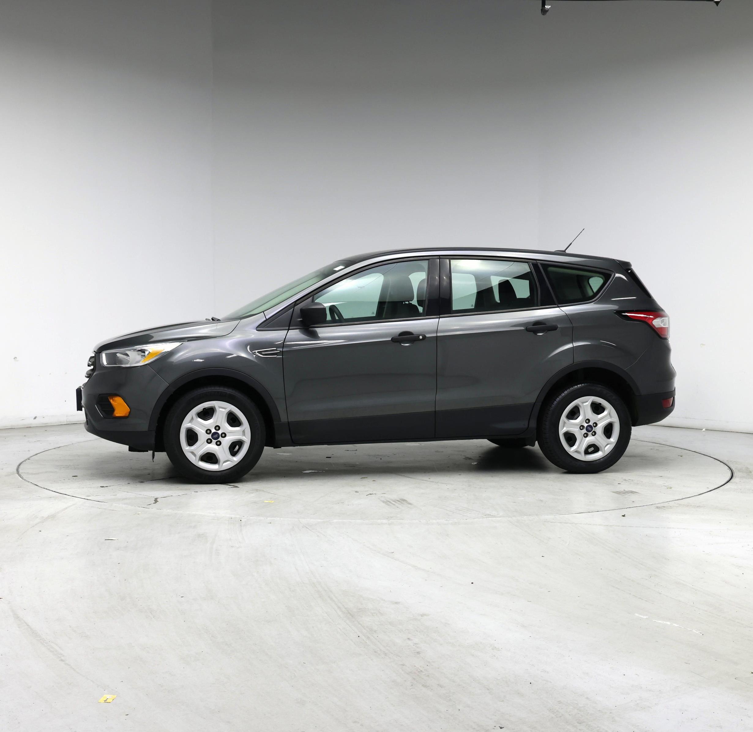 Thumbnail: 2017 Ford Escape - 3