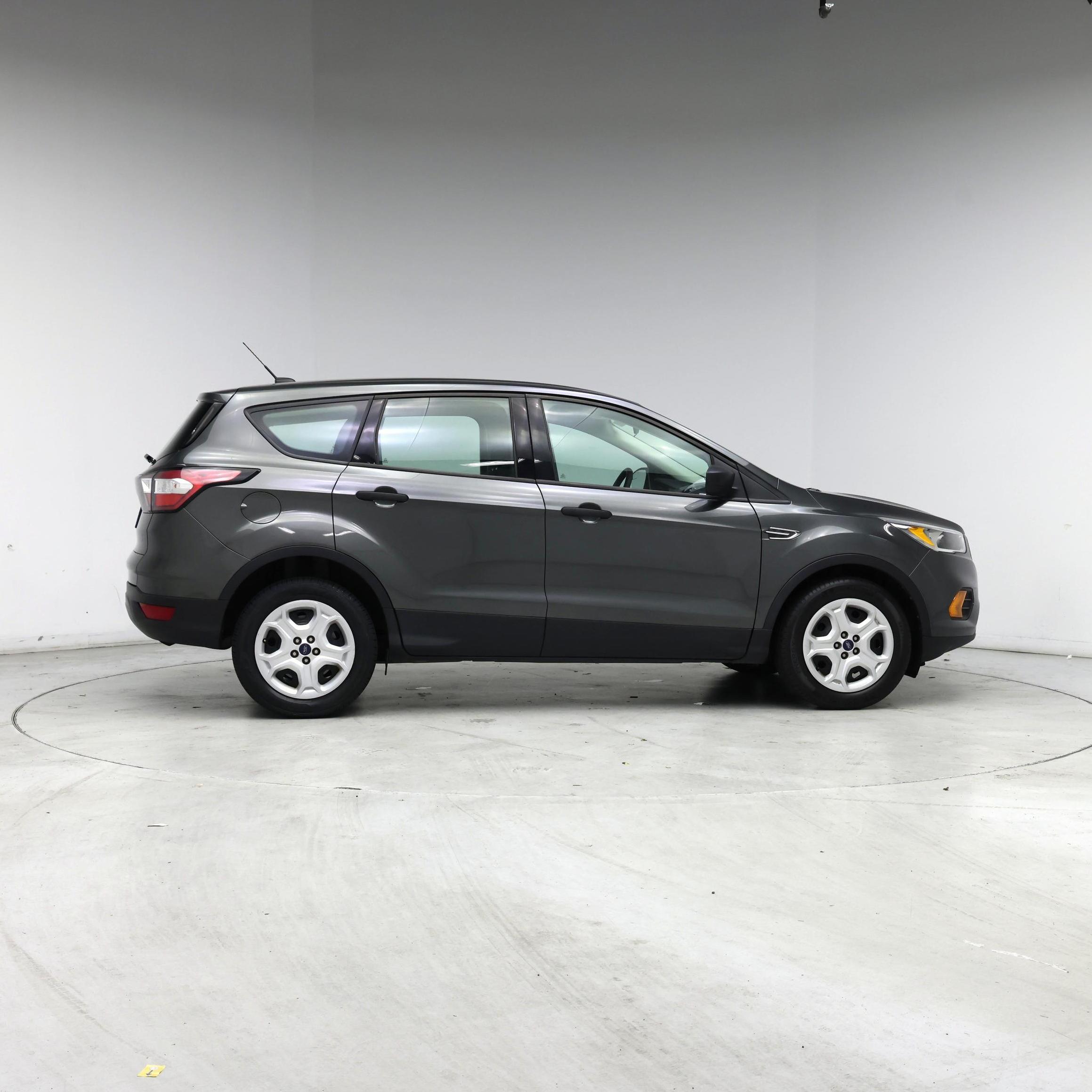 Thumbnail: 2017 Ford Escape - 7