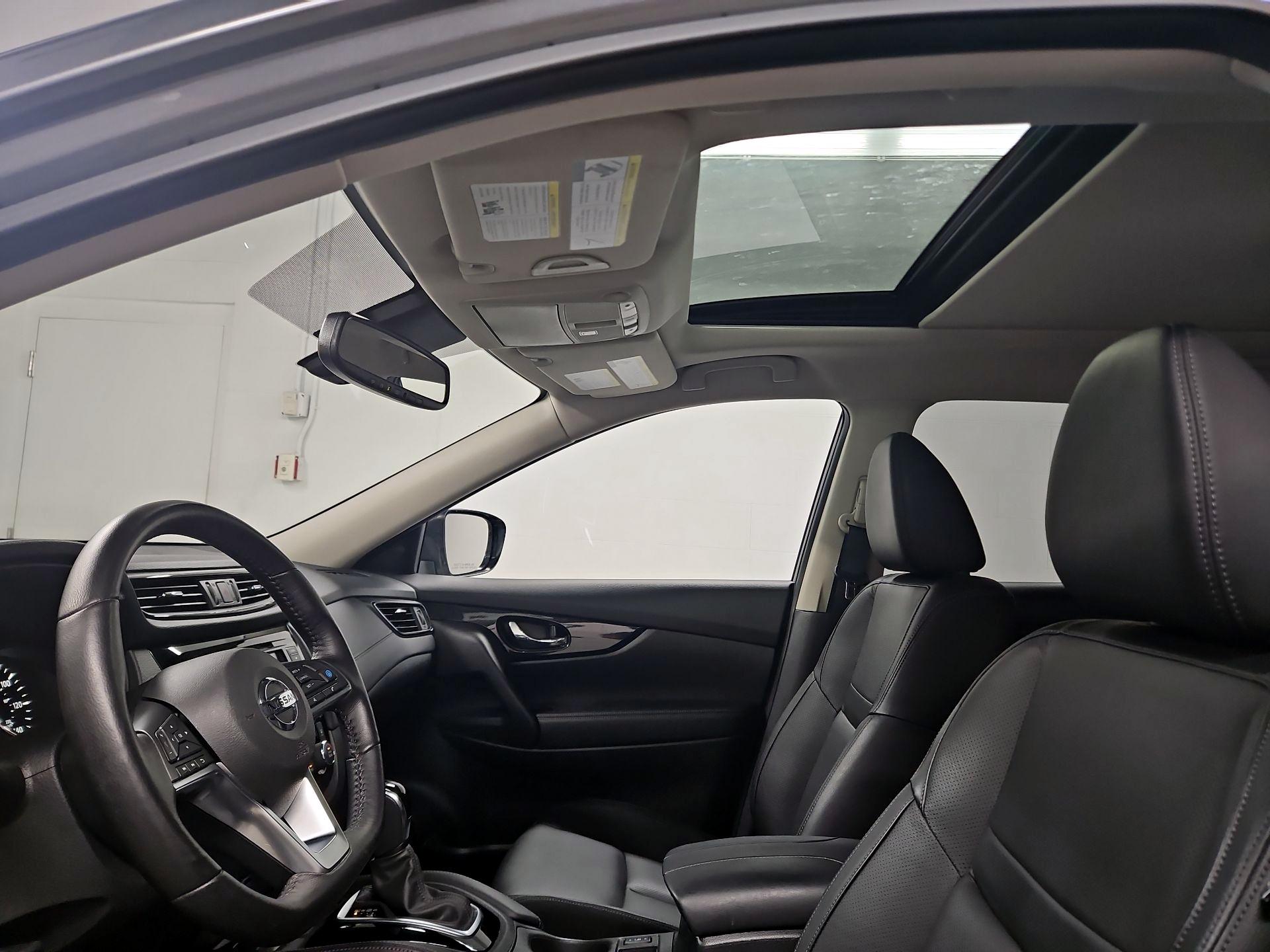 Thumbnail: 2018 Nissan Rogue - 20