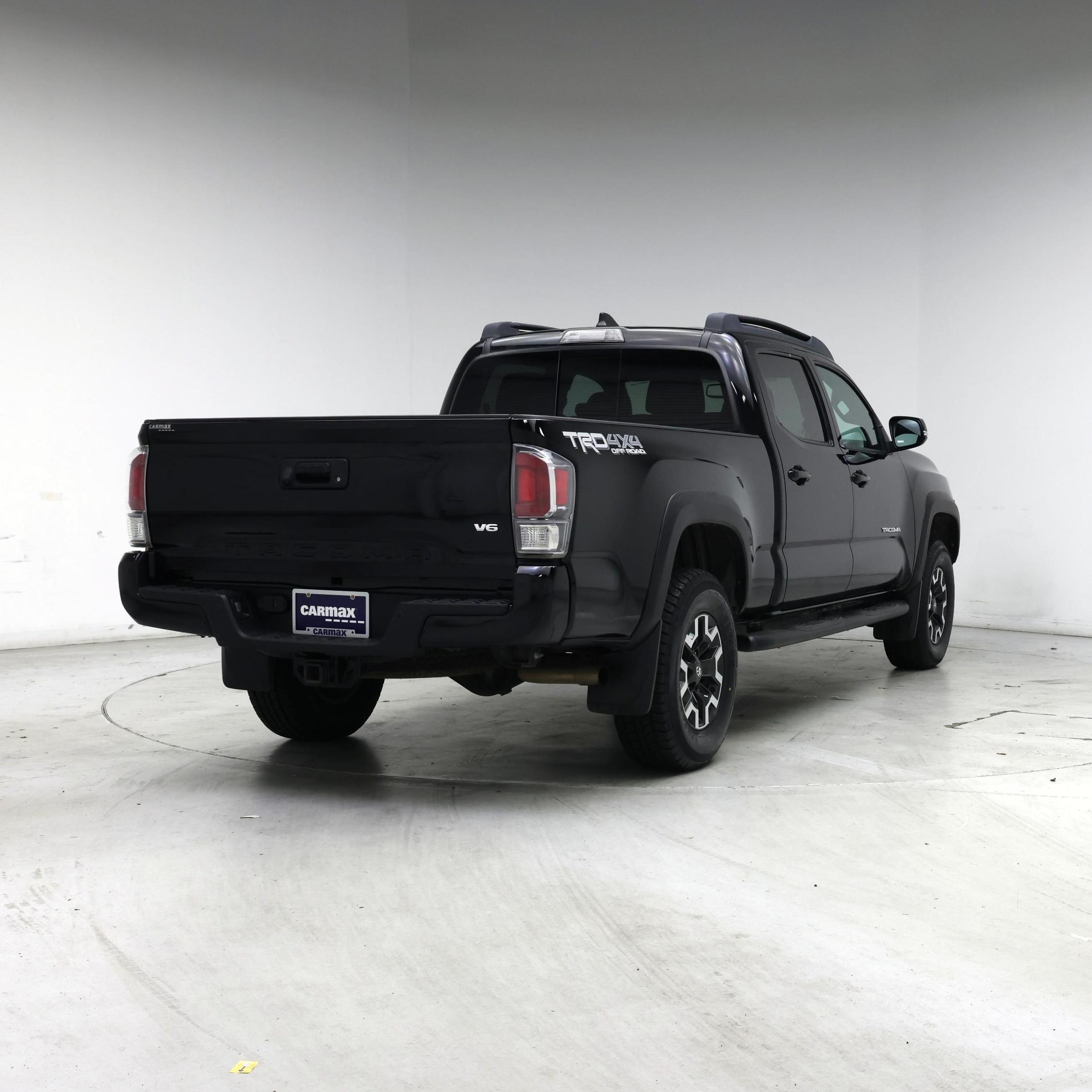Thumbnail: 2020 Toyota Tacoma - 8