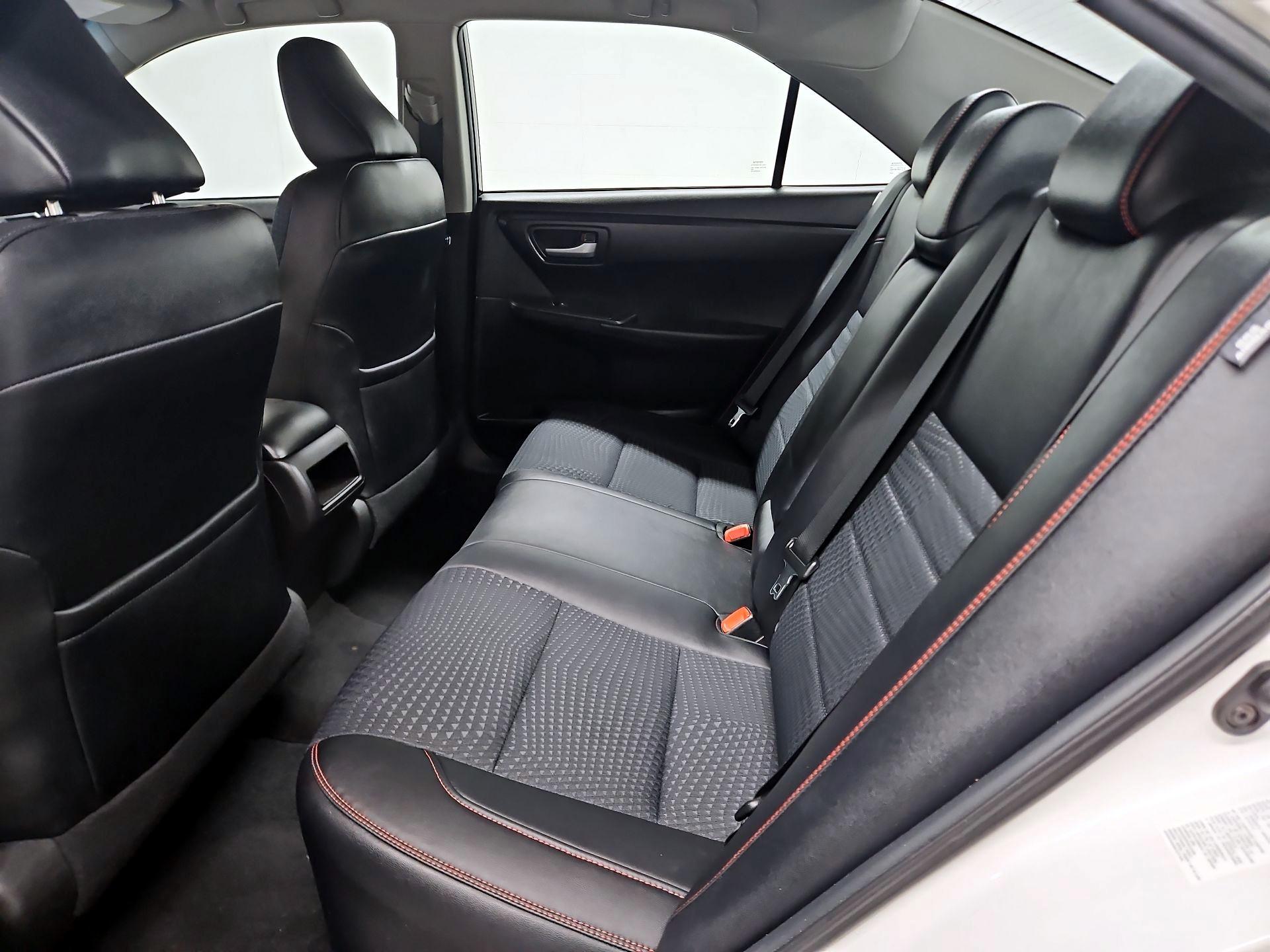 Thumbnail: 2015 Toyota Camry - 19