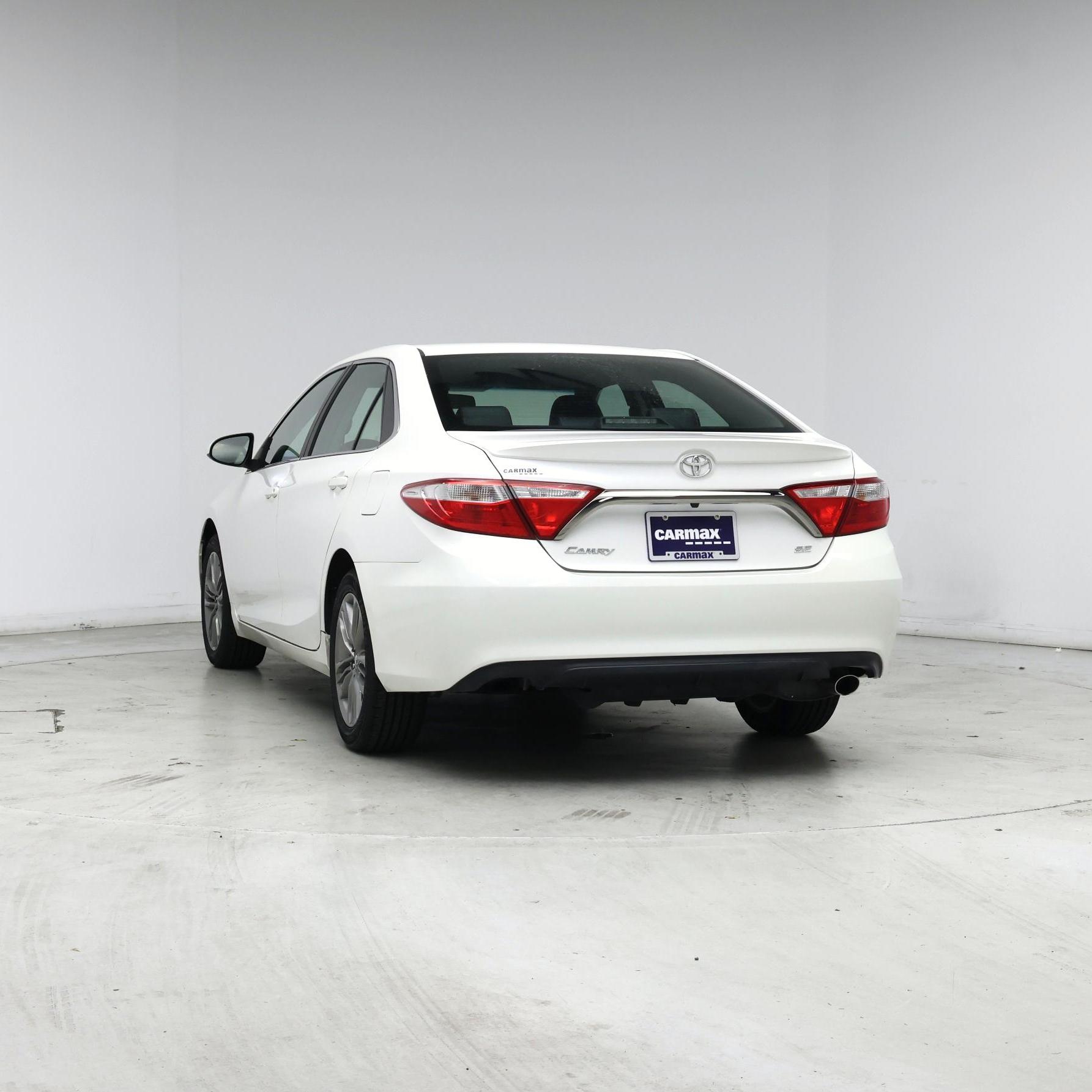 Thumbnail: 2015 Toyota Camry - 6