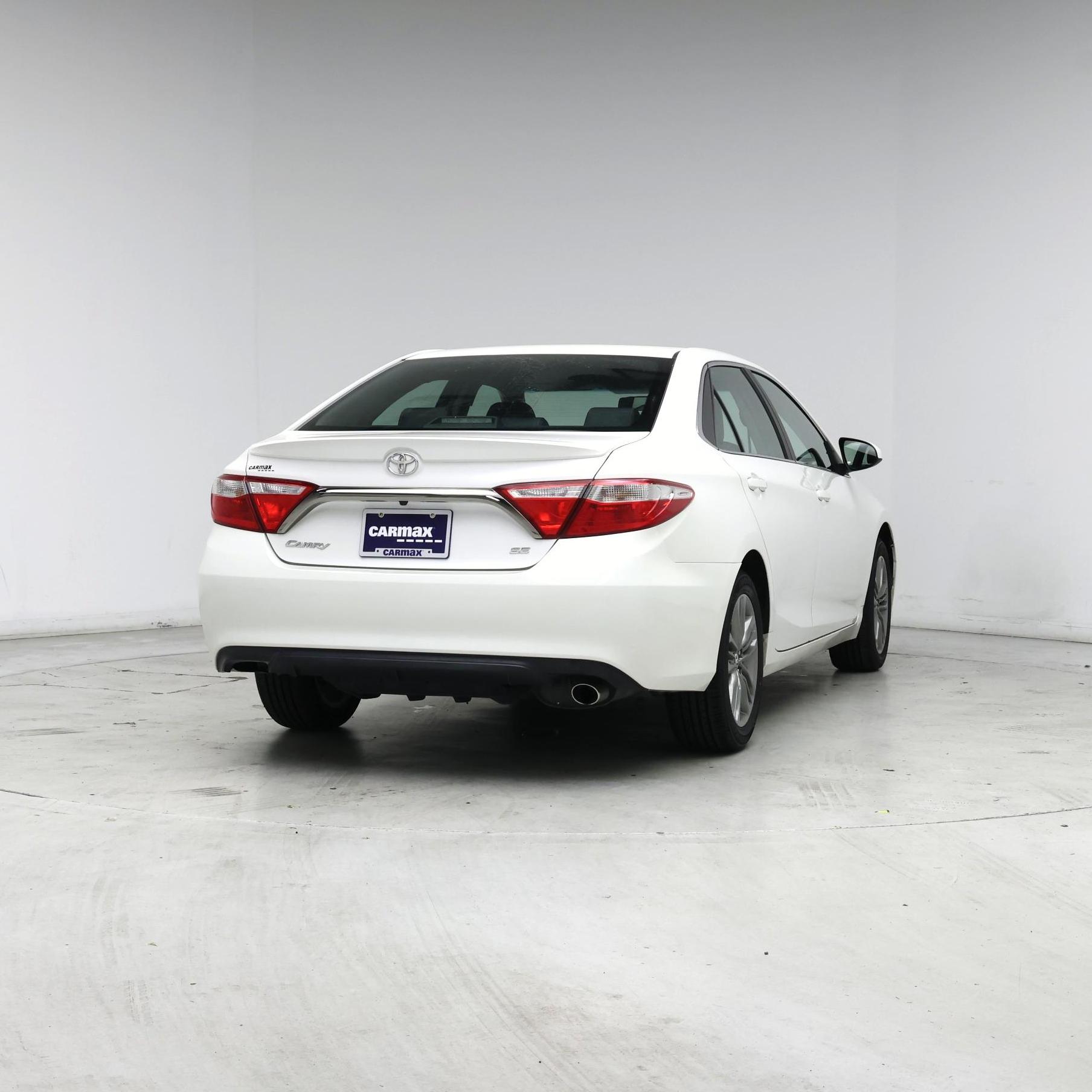 Thumbnail: 2015 Toyota Camry - 8