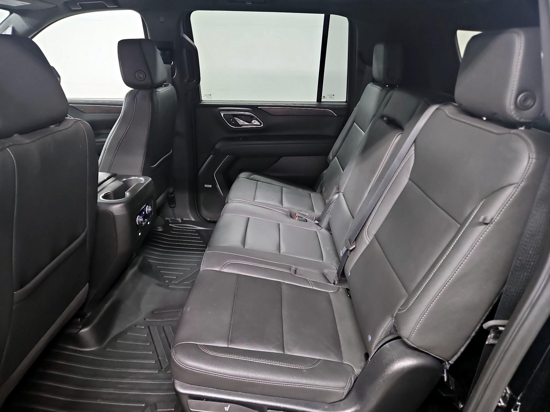 Thumbnail: 2023 Chevrolet Suburban - 20