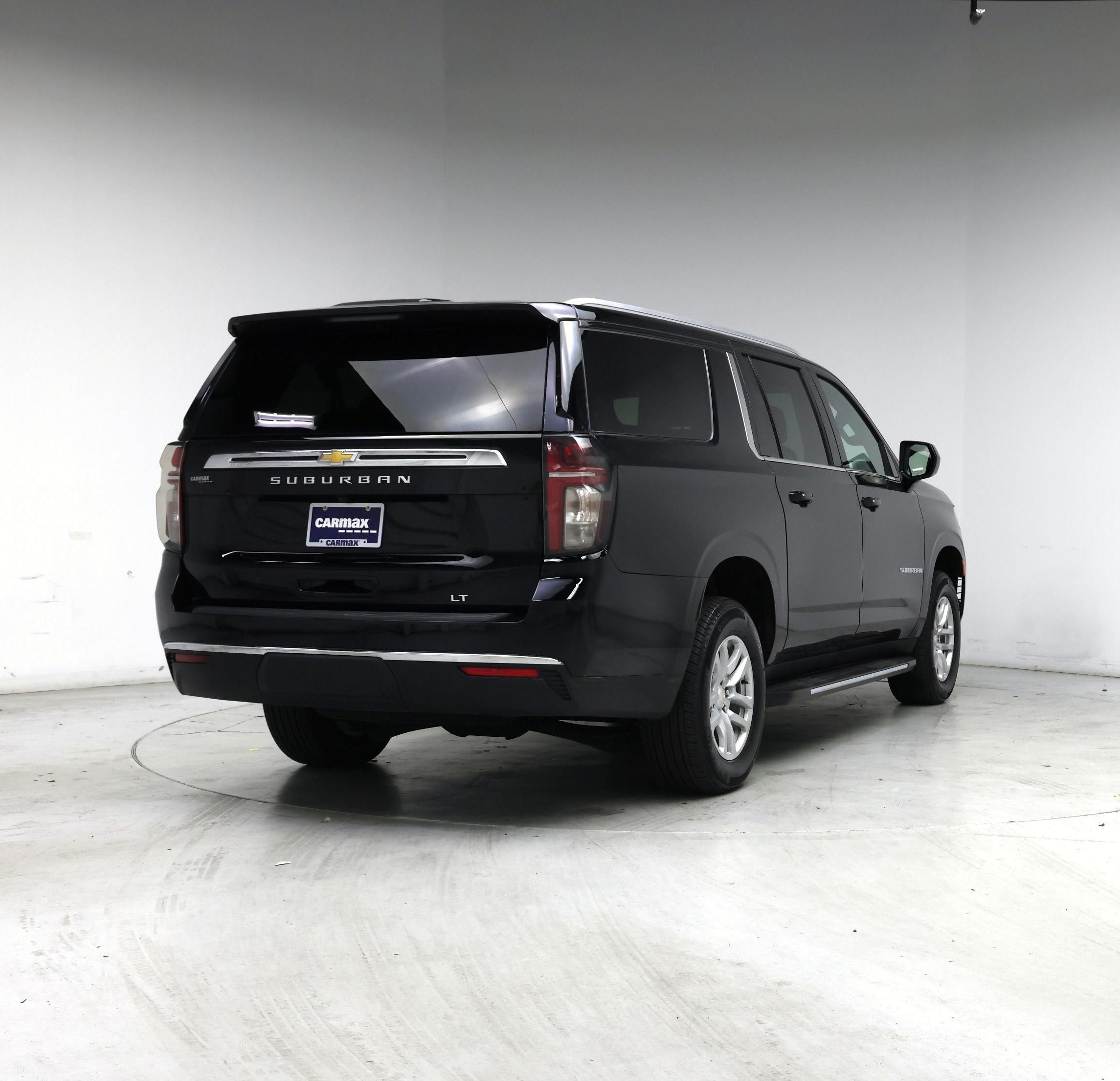 Thumbnail: 2023 Chevrolet Suburban - 8