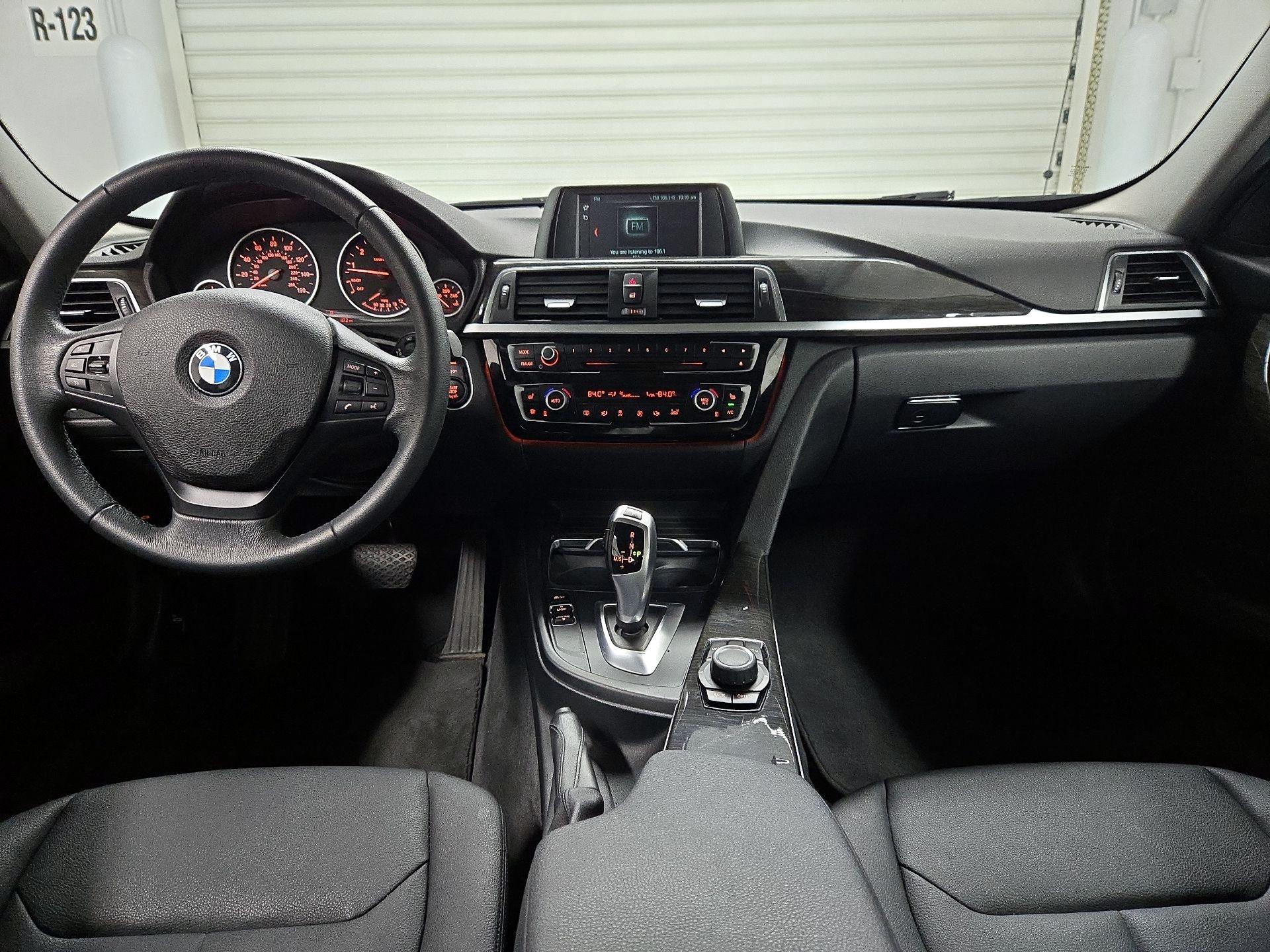 Thumbnail: 2018 BMW 3 Series - 9