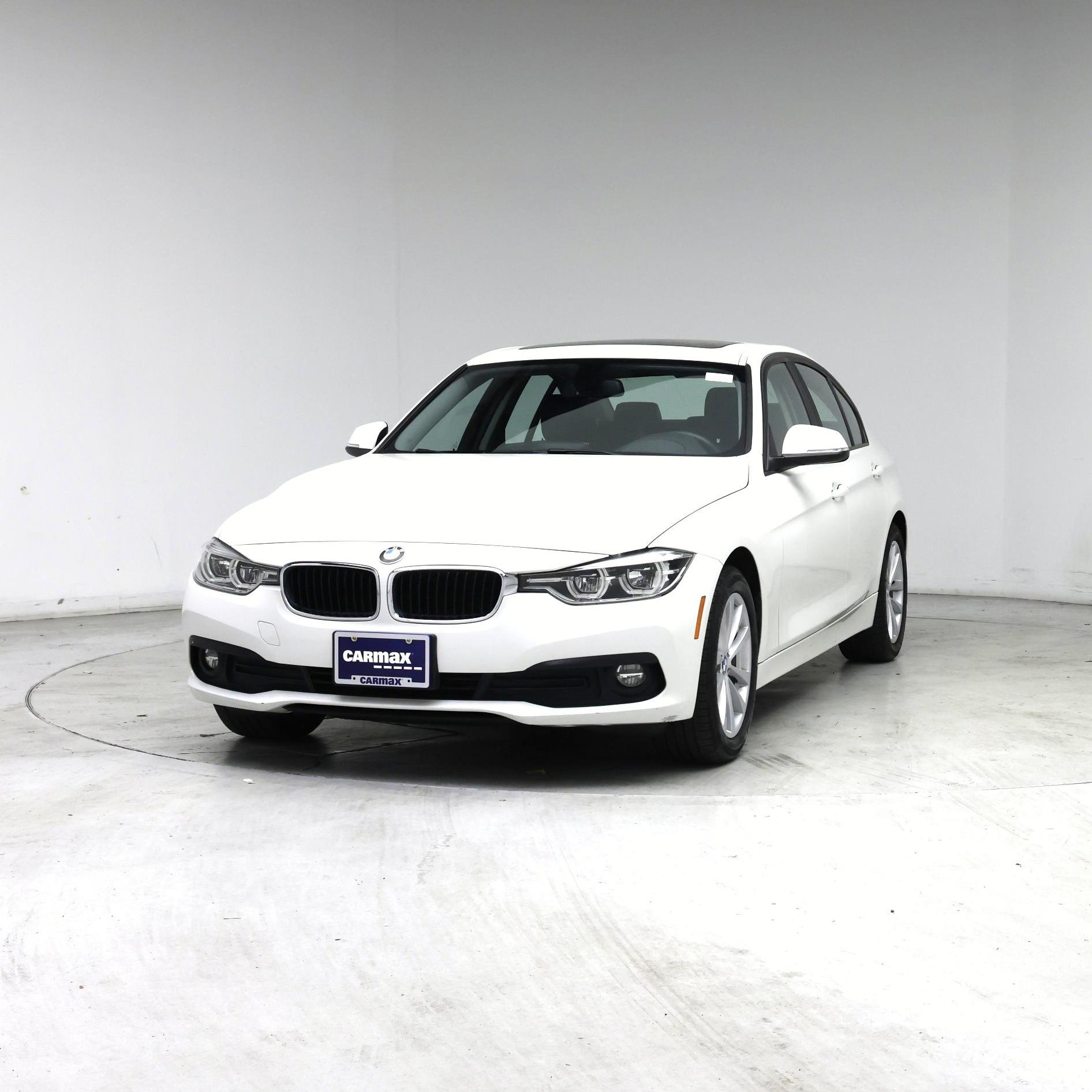 Thumbnail: 2018 BMW 3 Series - 4