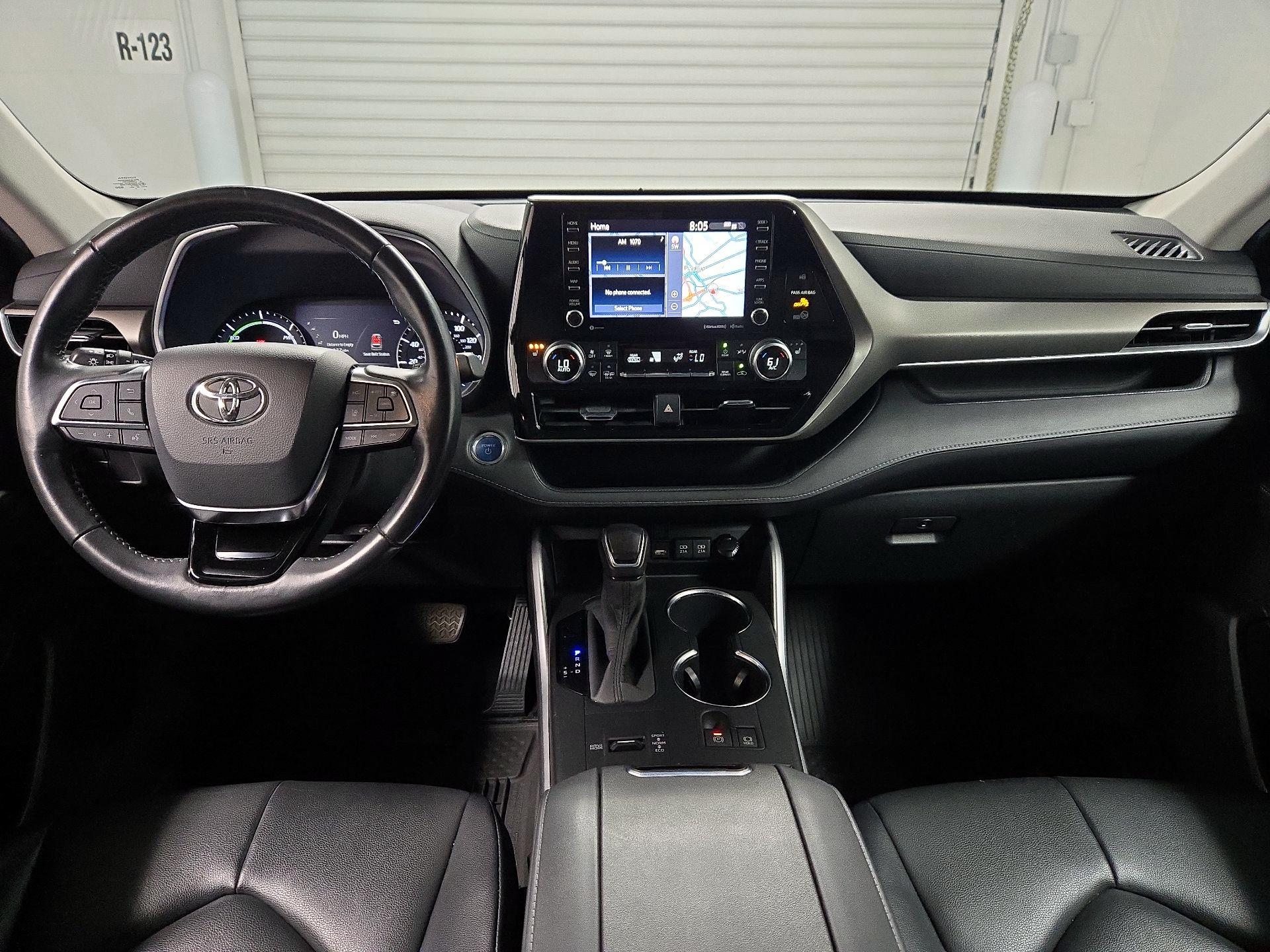 Thumbnail: 2020 Toyota Highlander - 9