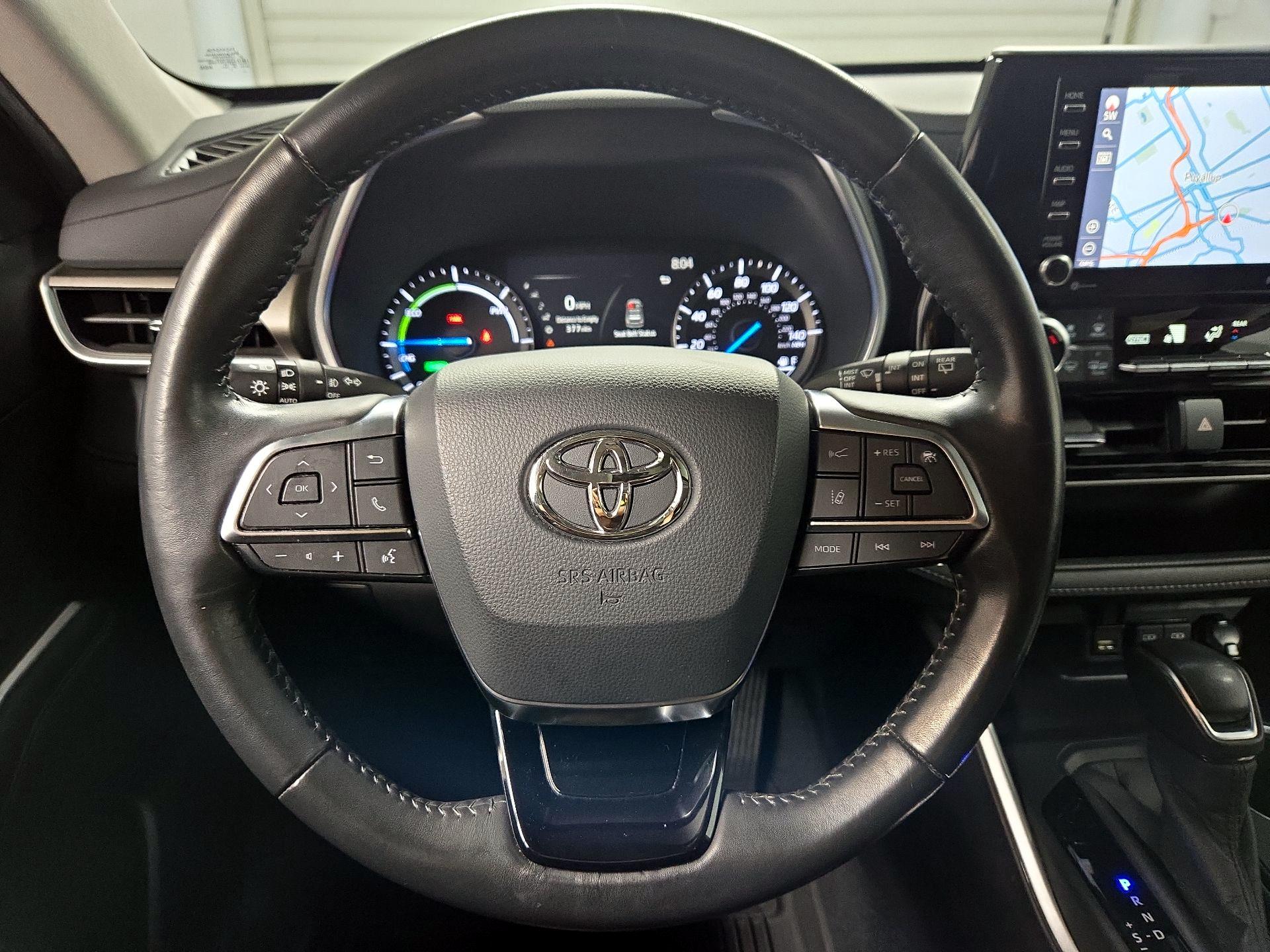 Thumbnail: 2020 Toyota Highlander - 10