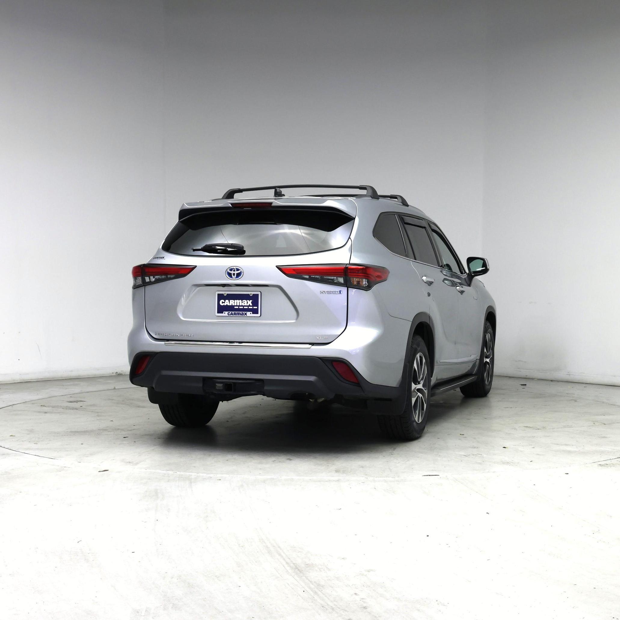 Thumbnail: 2020 Toyota Highlander - 8