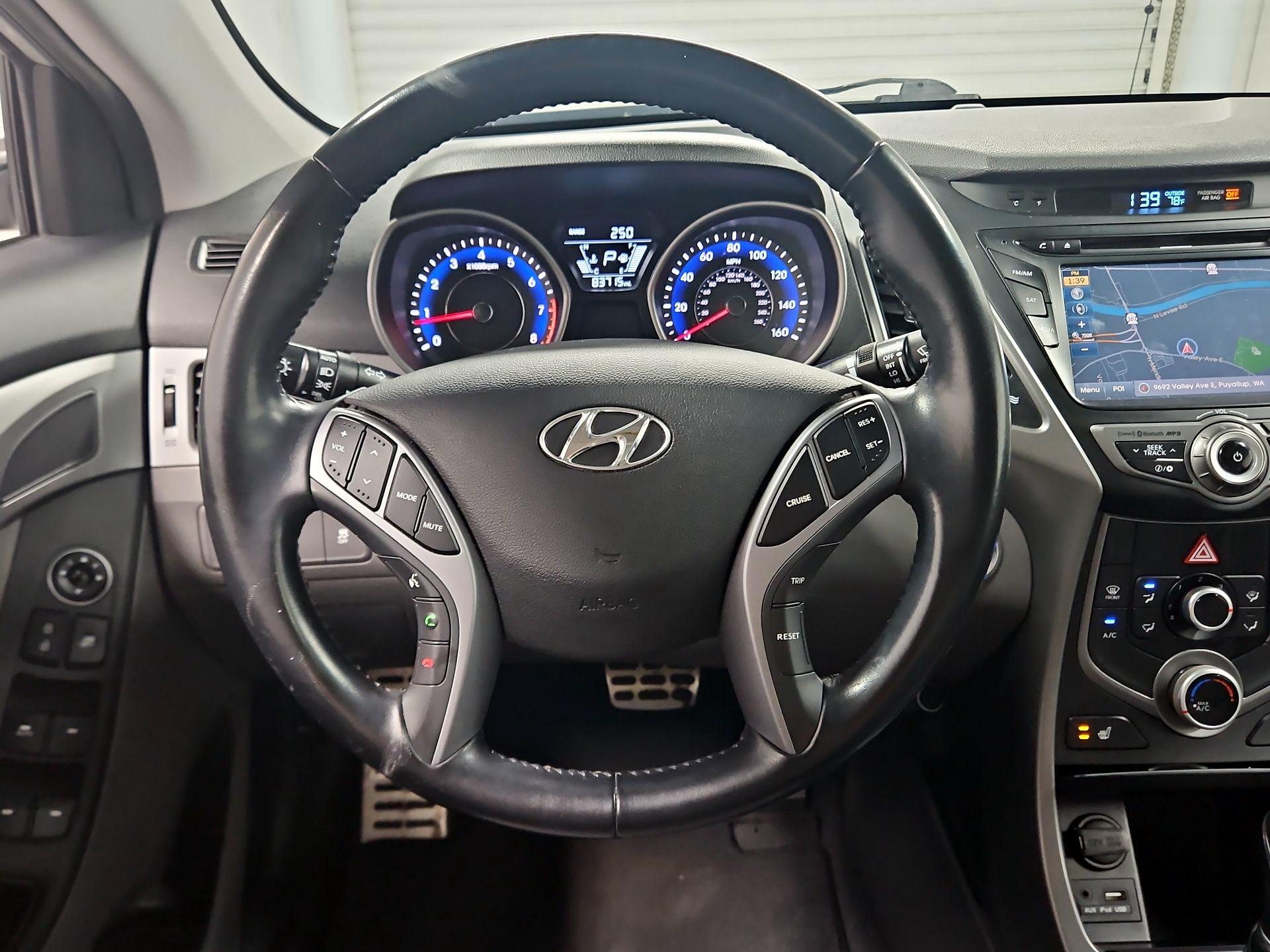 Thumbnail: 2015 Hyundai Elantra - 10