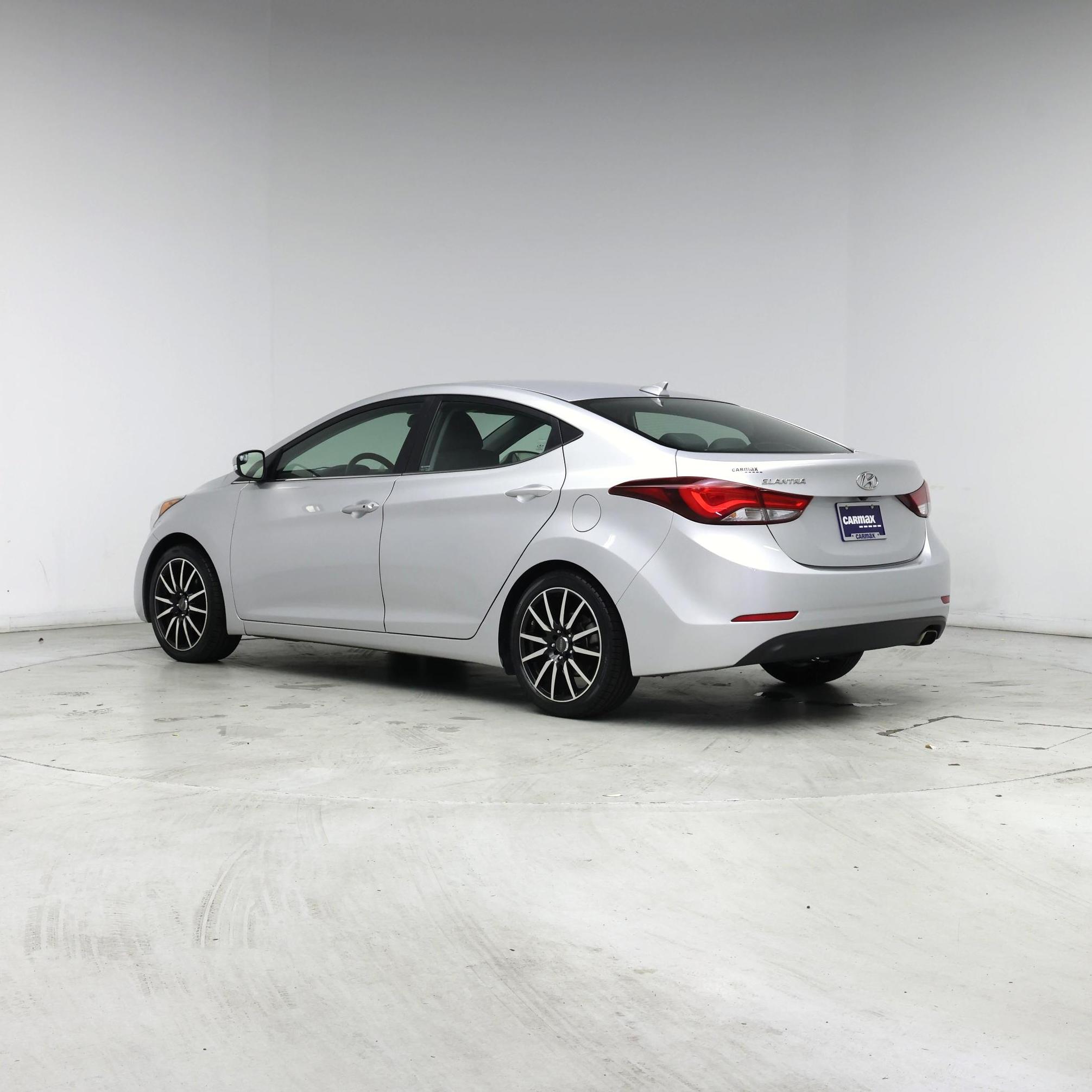 Thumbnail: 2015 Hyundai Elantra - 2
