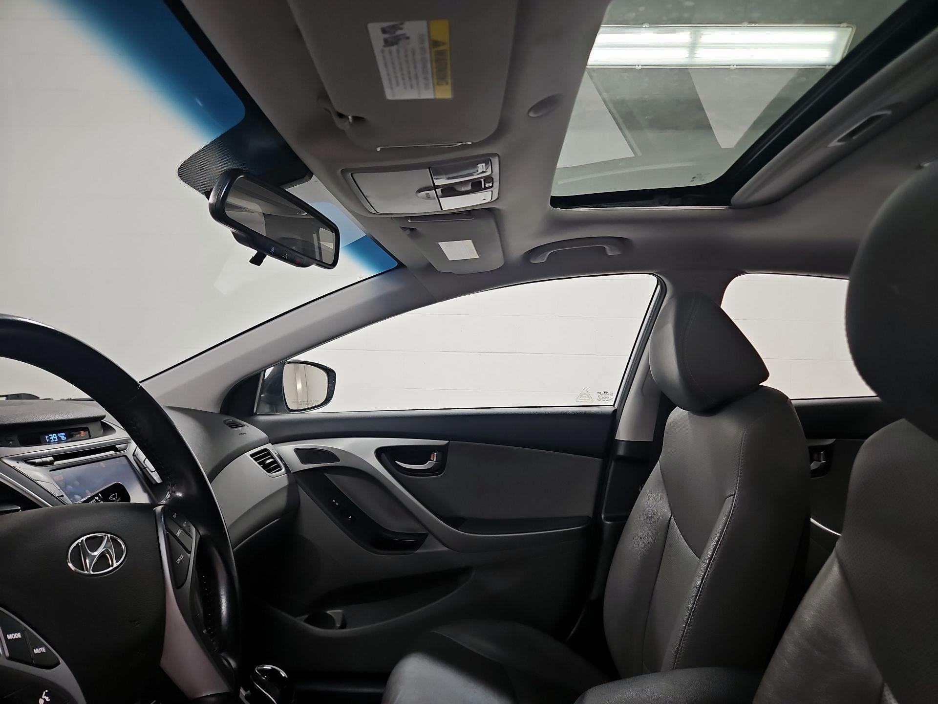 Thumbnail: 2015 Hyundai Elantra - 20