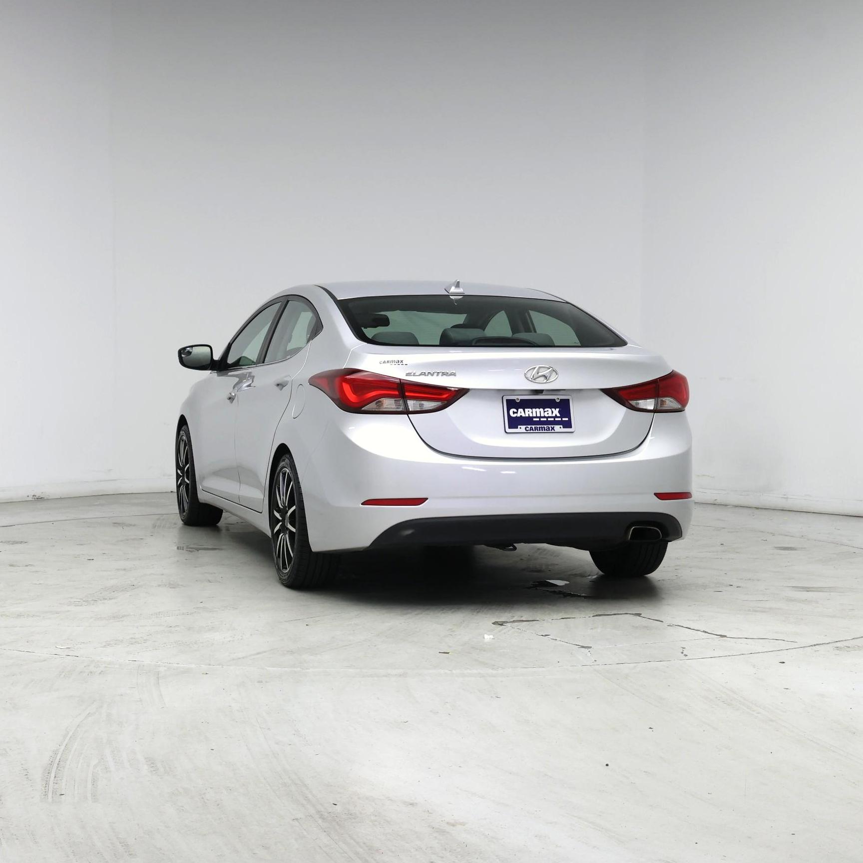 Thumbnail: 2015 Hyundai Elantra - 6