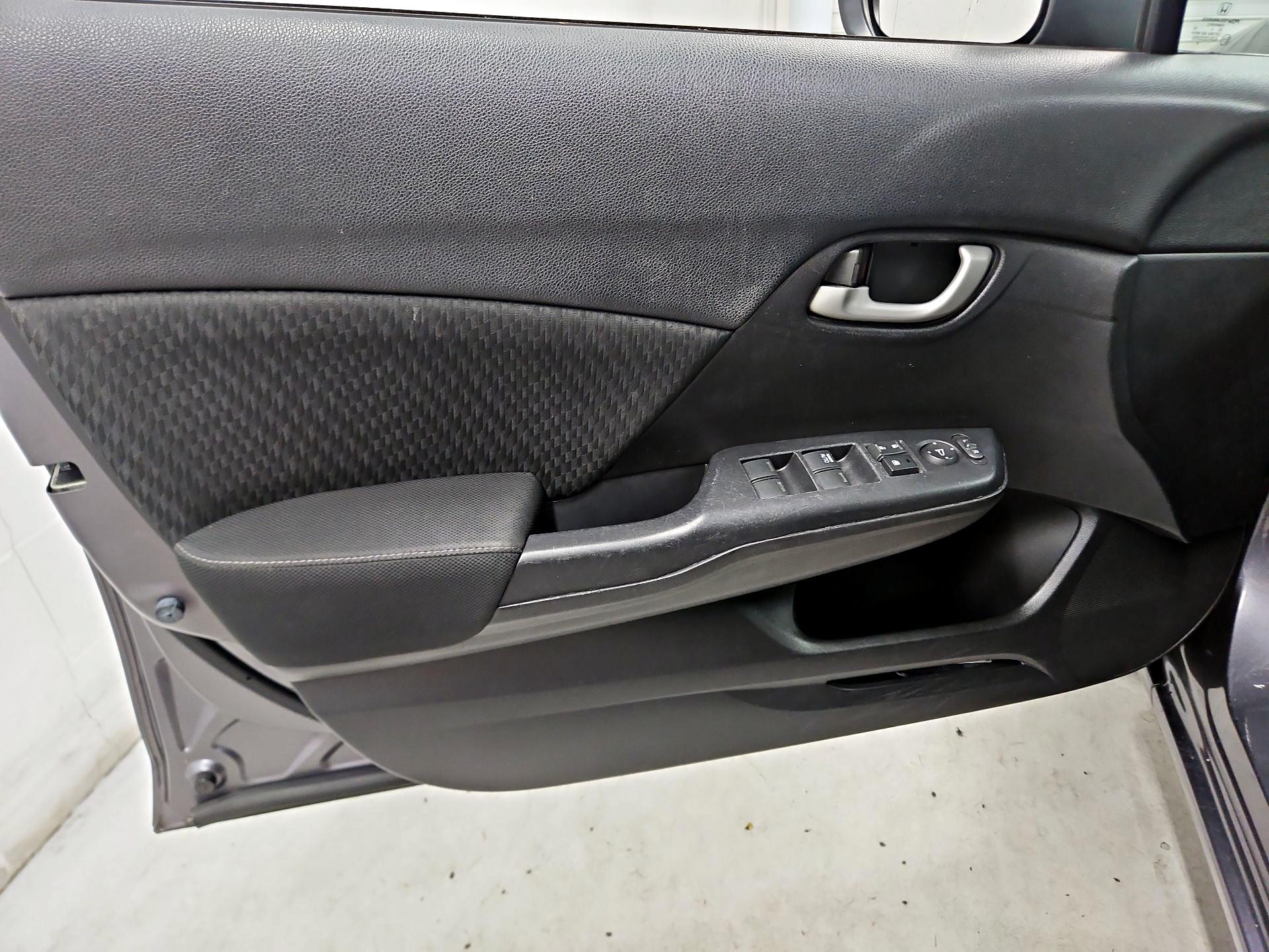Thumbnail: 2014 Honda Civic - 12