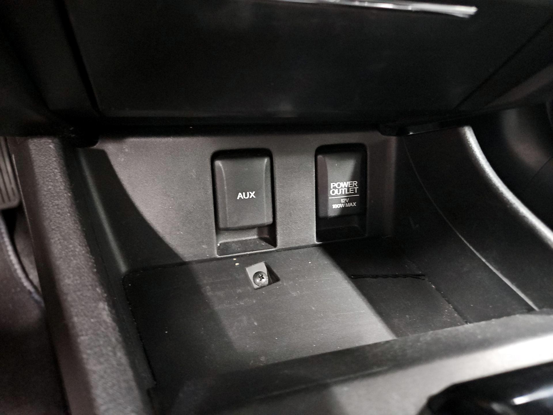 Thumbnail: 2014 Honda Civic - 18