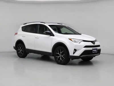 White 2018 Toyota RAV4 SE
