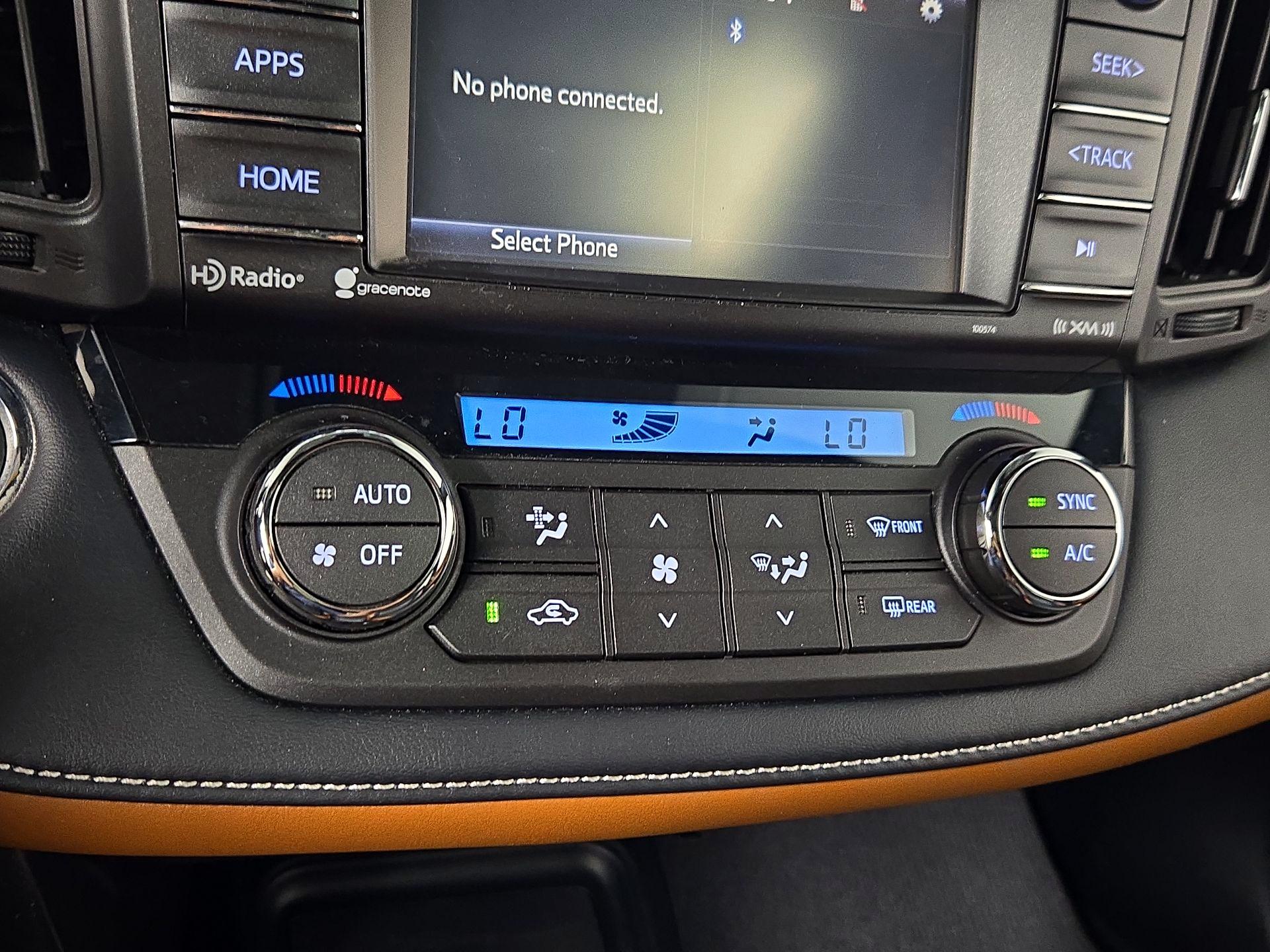 Thumbnail: 2018 Toyota RAV4 - 16