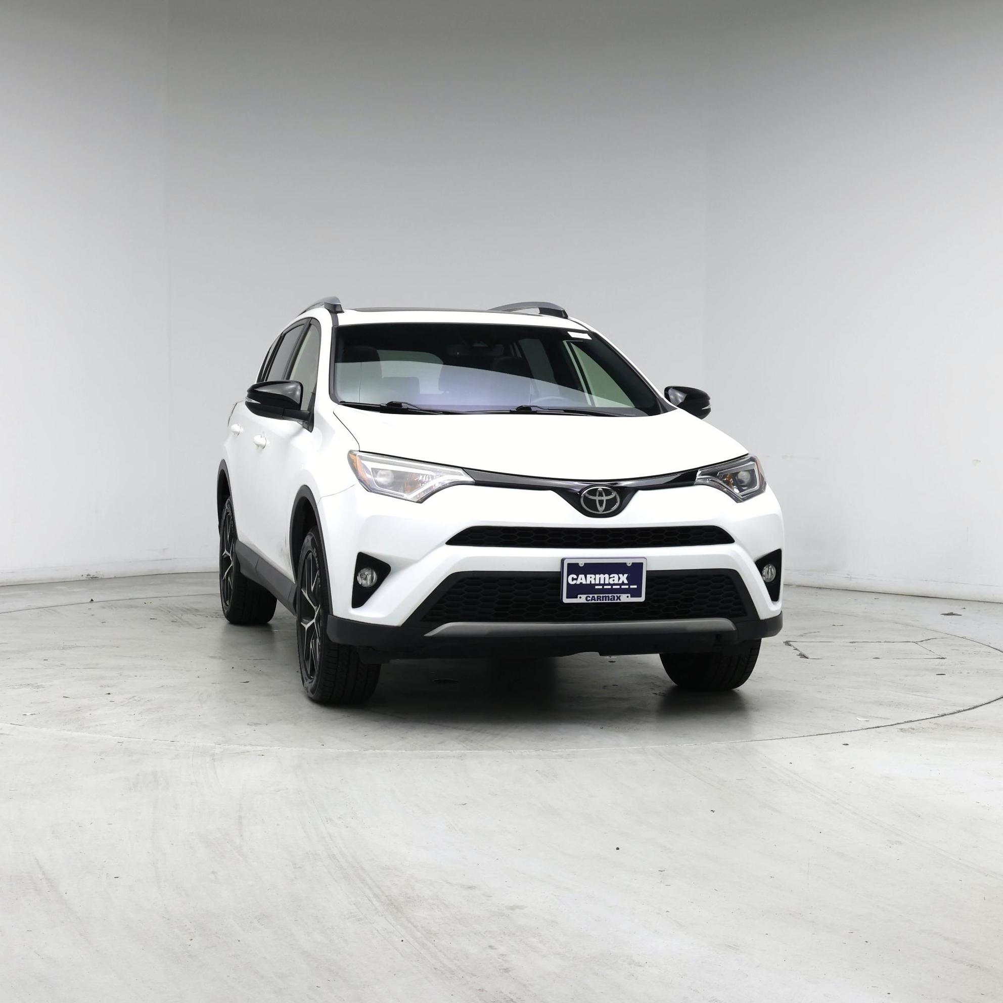 Thumbnail: 2018 Toyota RAV4 - 5