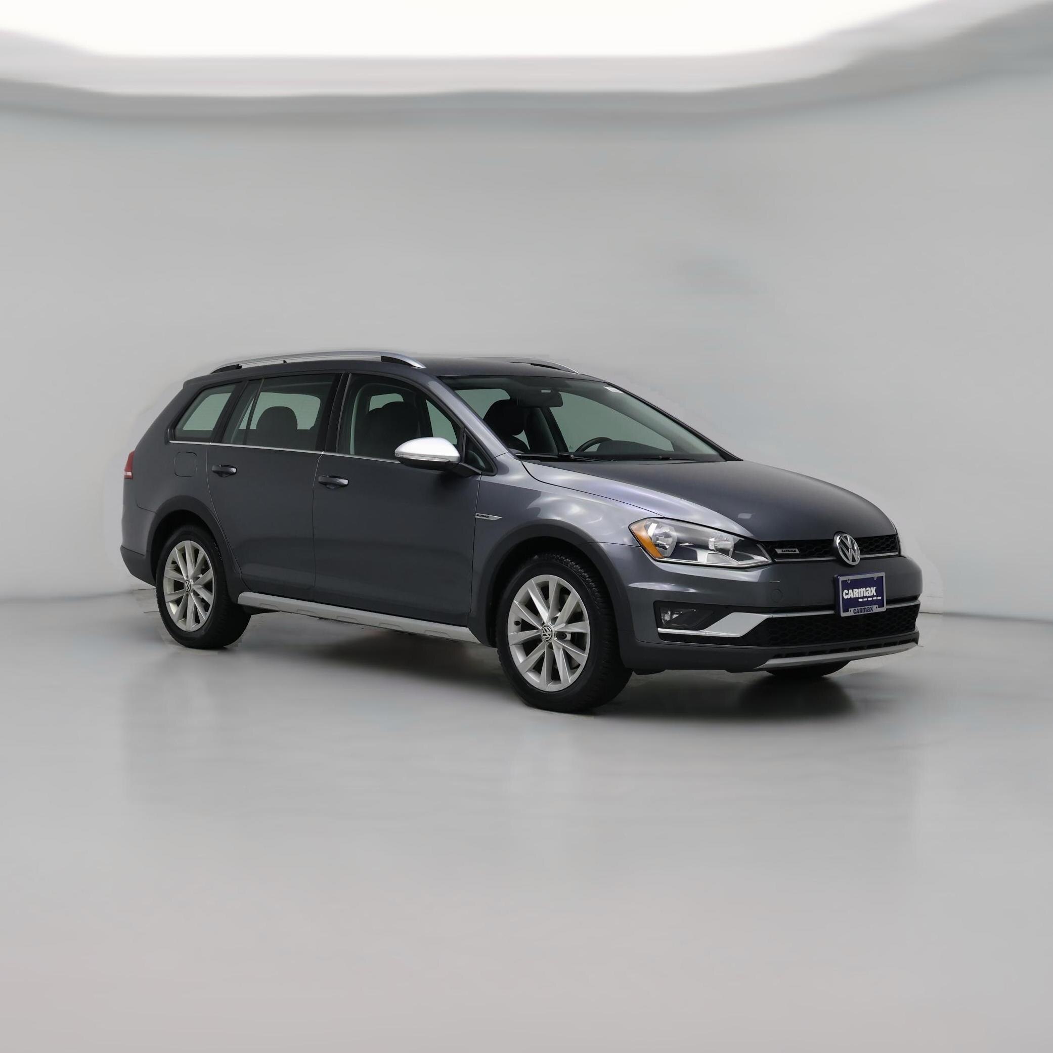 Thumbnail: 2017 Volkswagen Golf - 1