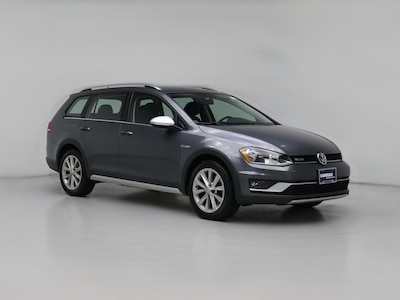 Gray 2017 Volkswagen Golf Alltrack S