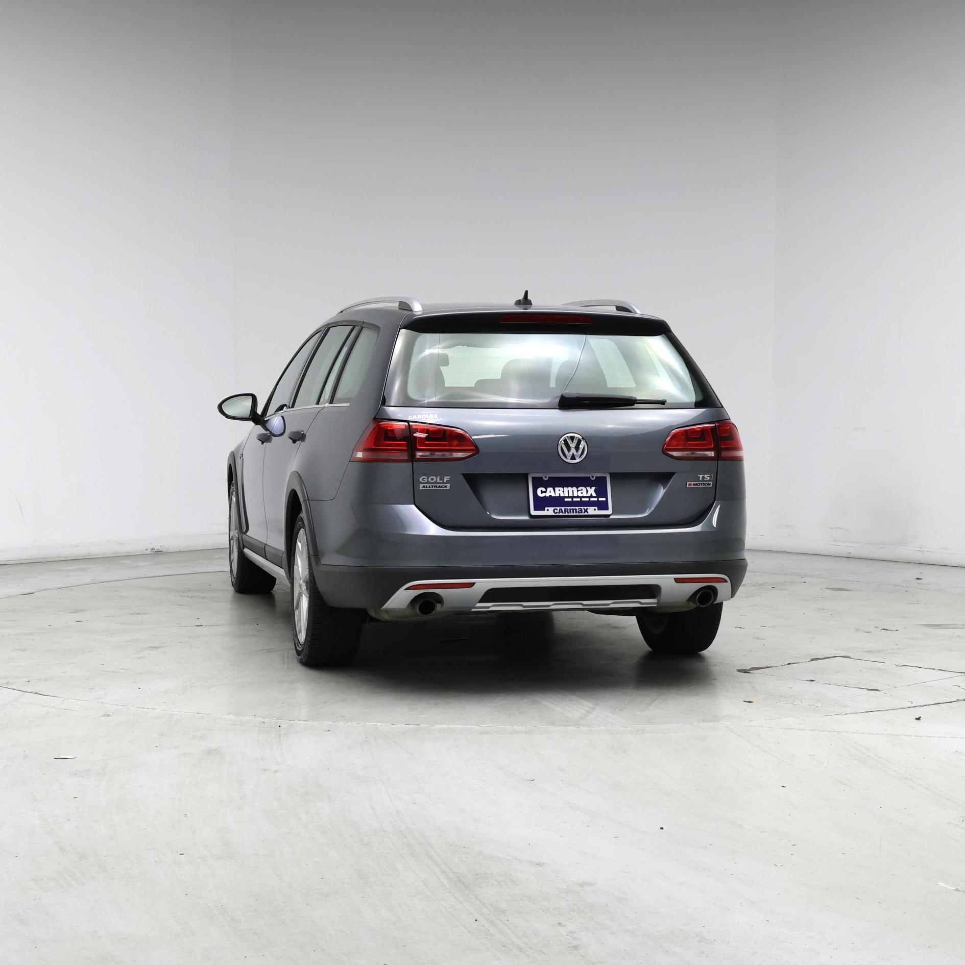 Thumbnail: 2017 Volkswagen Golf - 6