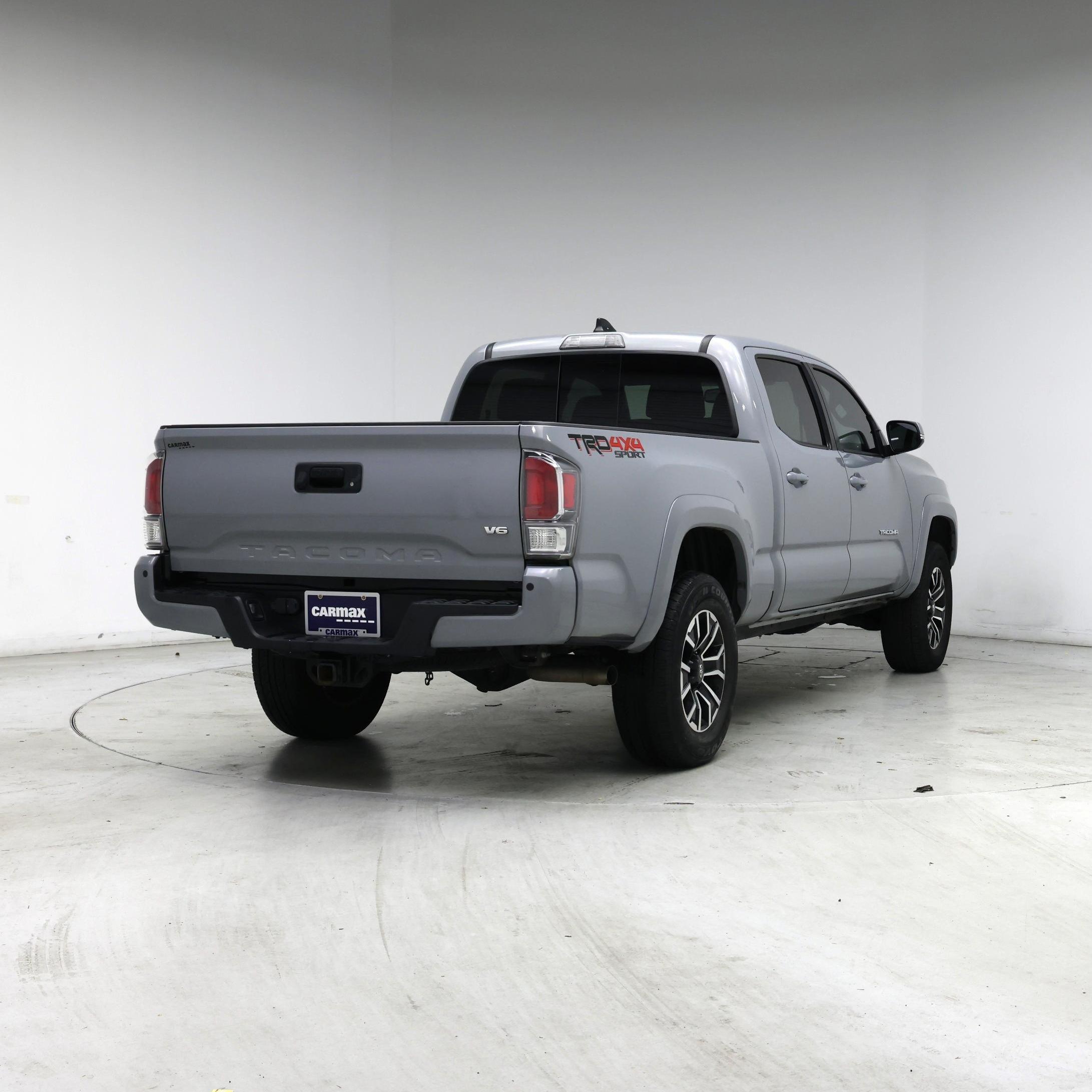 Thumbnail: 2021 Toyota Tacoma - 8