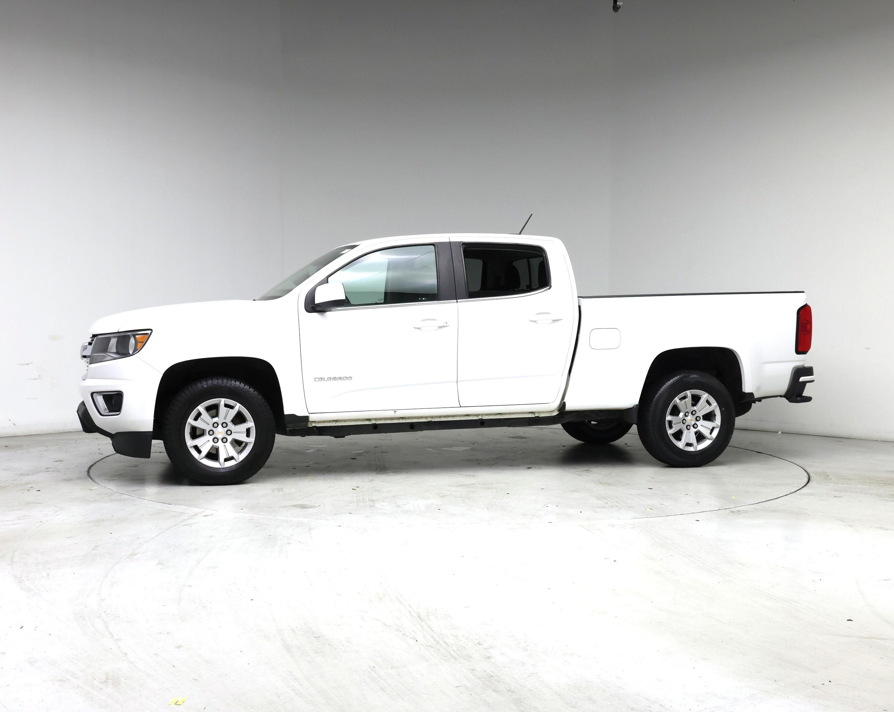 Thumbnail: 2016 Chevrolet Colorado - 3