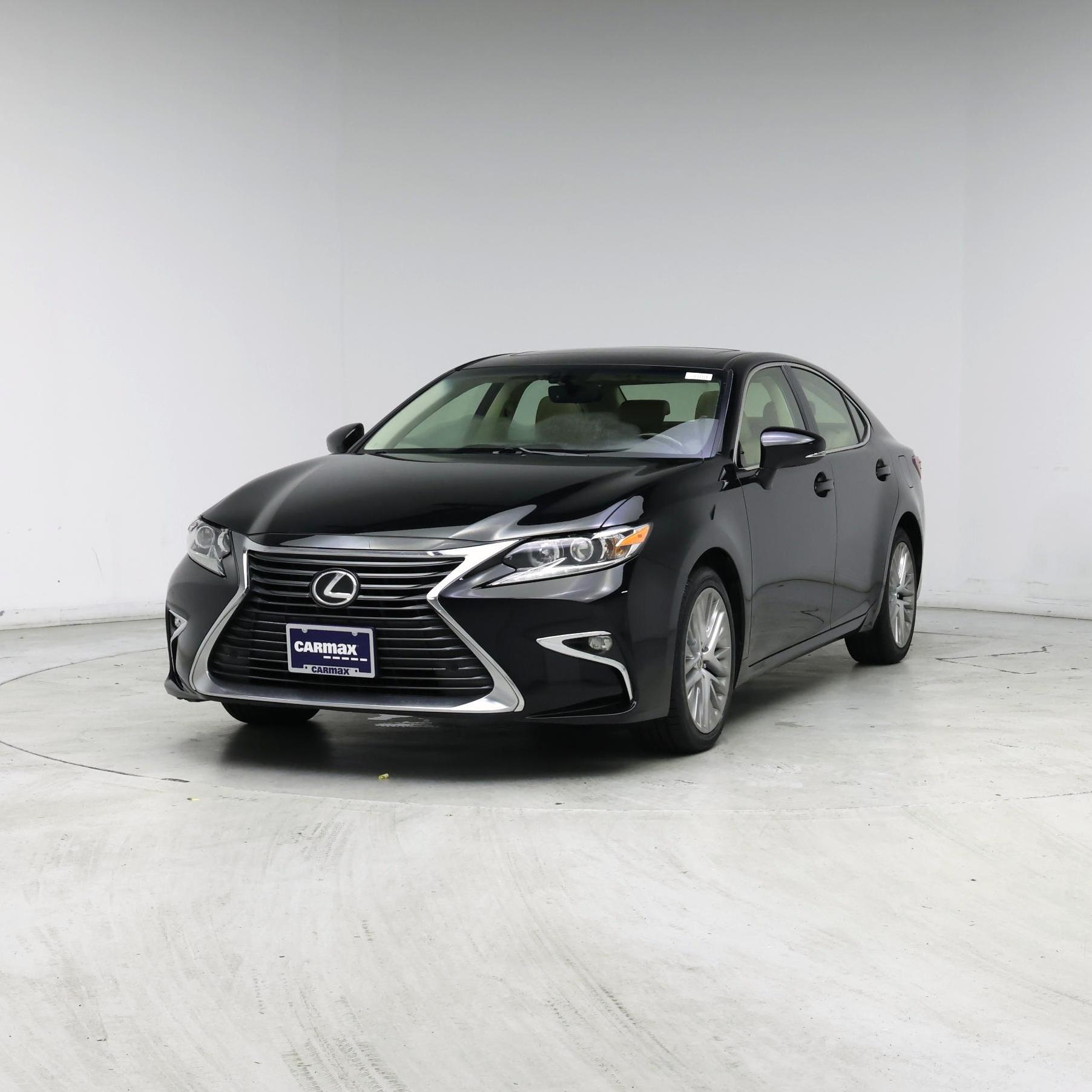 Thumbnail: 2016 Lexus ES - 4