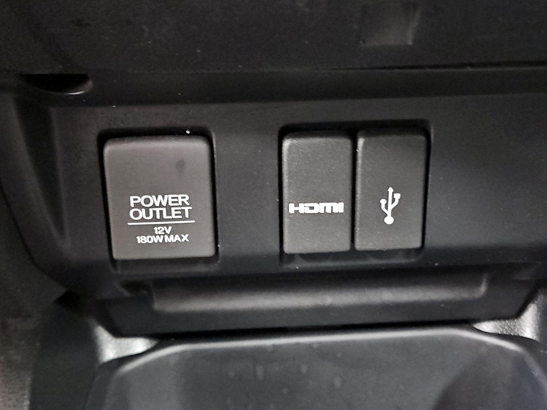 Thumbnail: 2015 Honda Fit - 18