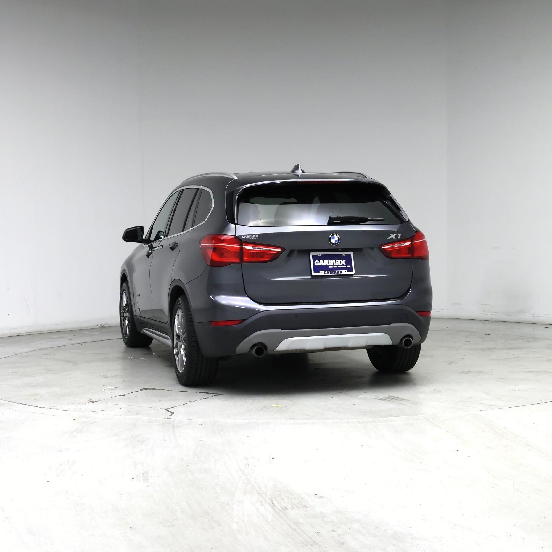 Thumbnail: 2016 BMW X1 - 6