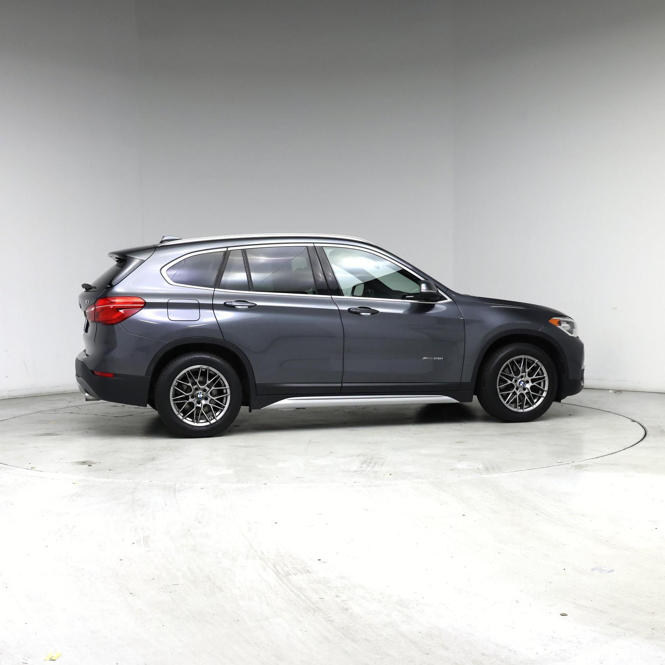 Thumbnail: 2016 BMW X1 - 7