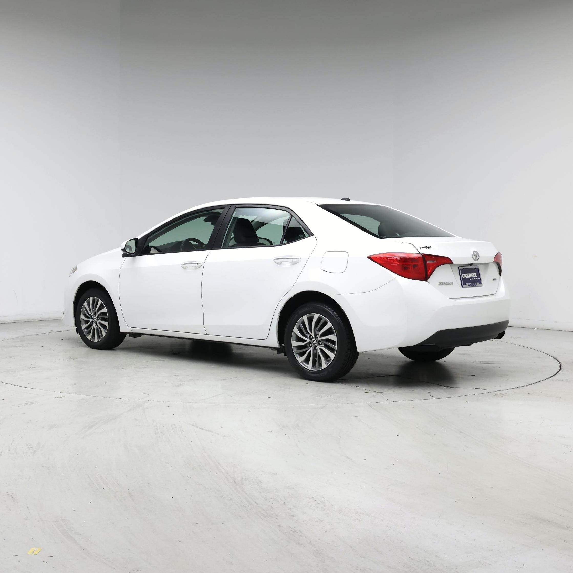 Thumbnail: 2019 Toyota Corolla - 2