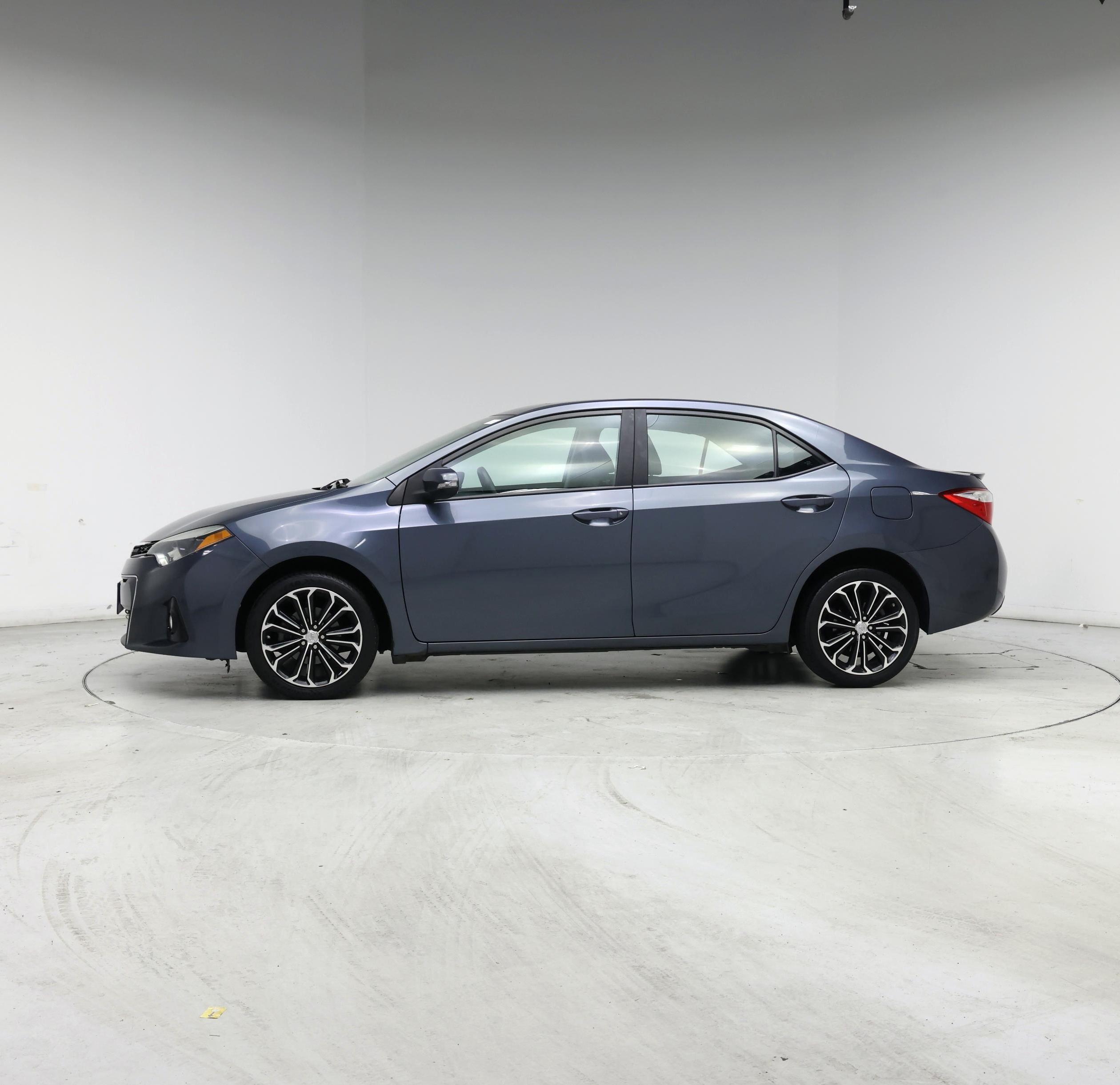 Thumbnail: 2014 Toyota Corolla - 3
