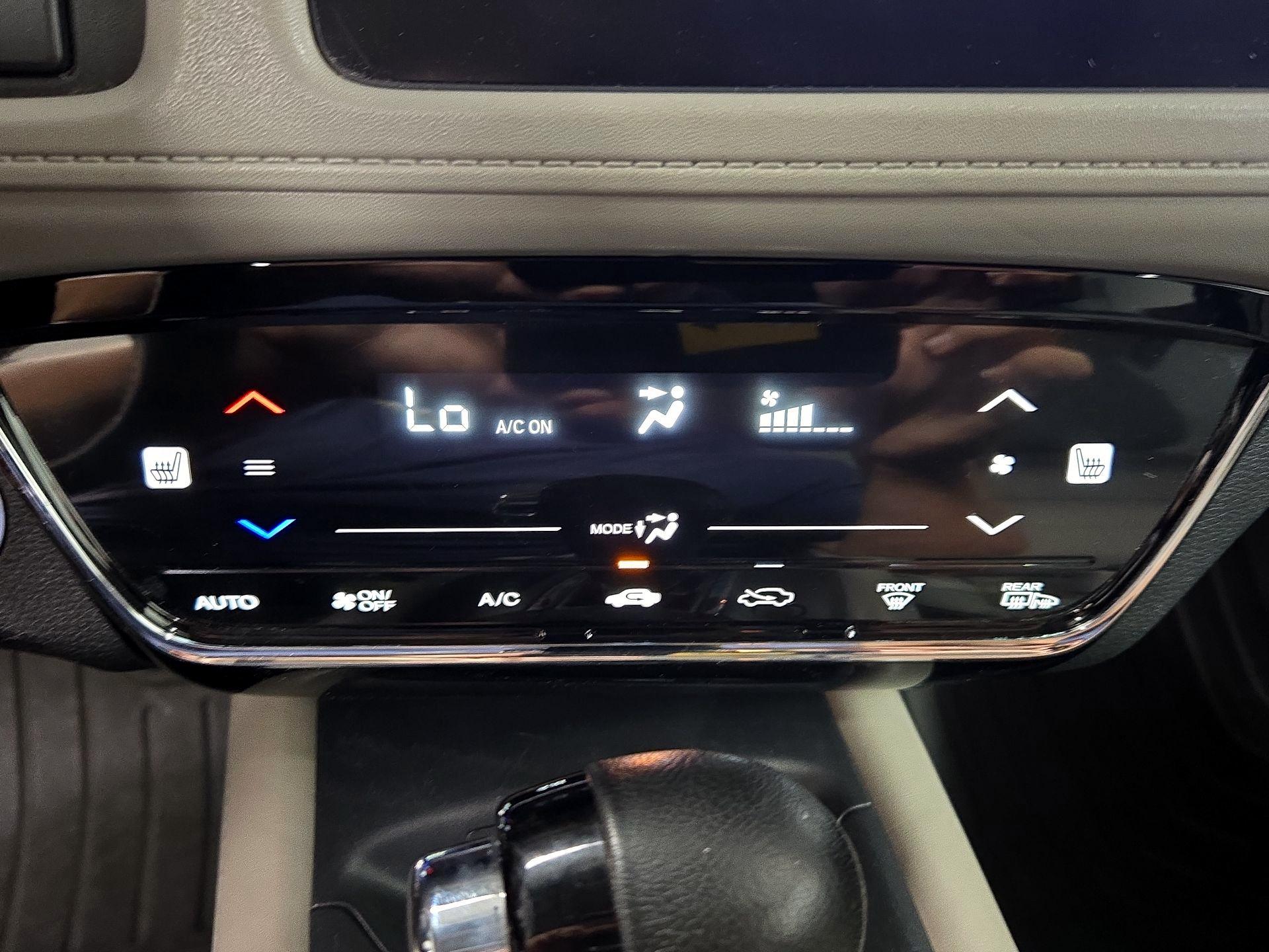 Thumbnail: 2016 Honda HR-V - 16